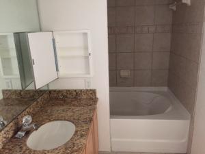 THE CLUB AT ST LUCIE WEST, A CONDOMINIUM - Residential