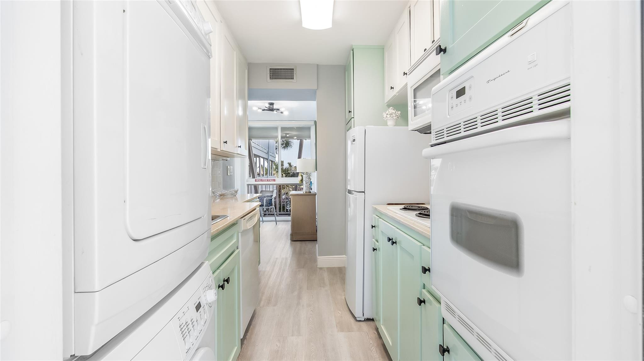 SEA CLUB INC CO-OP UNIT 3 - Residential