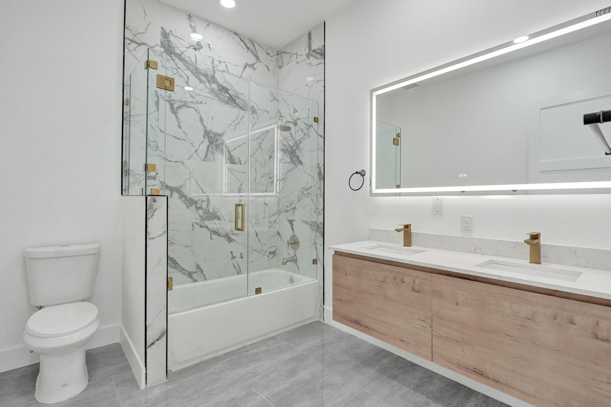 WAVERLY PLACE - Residential Lease