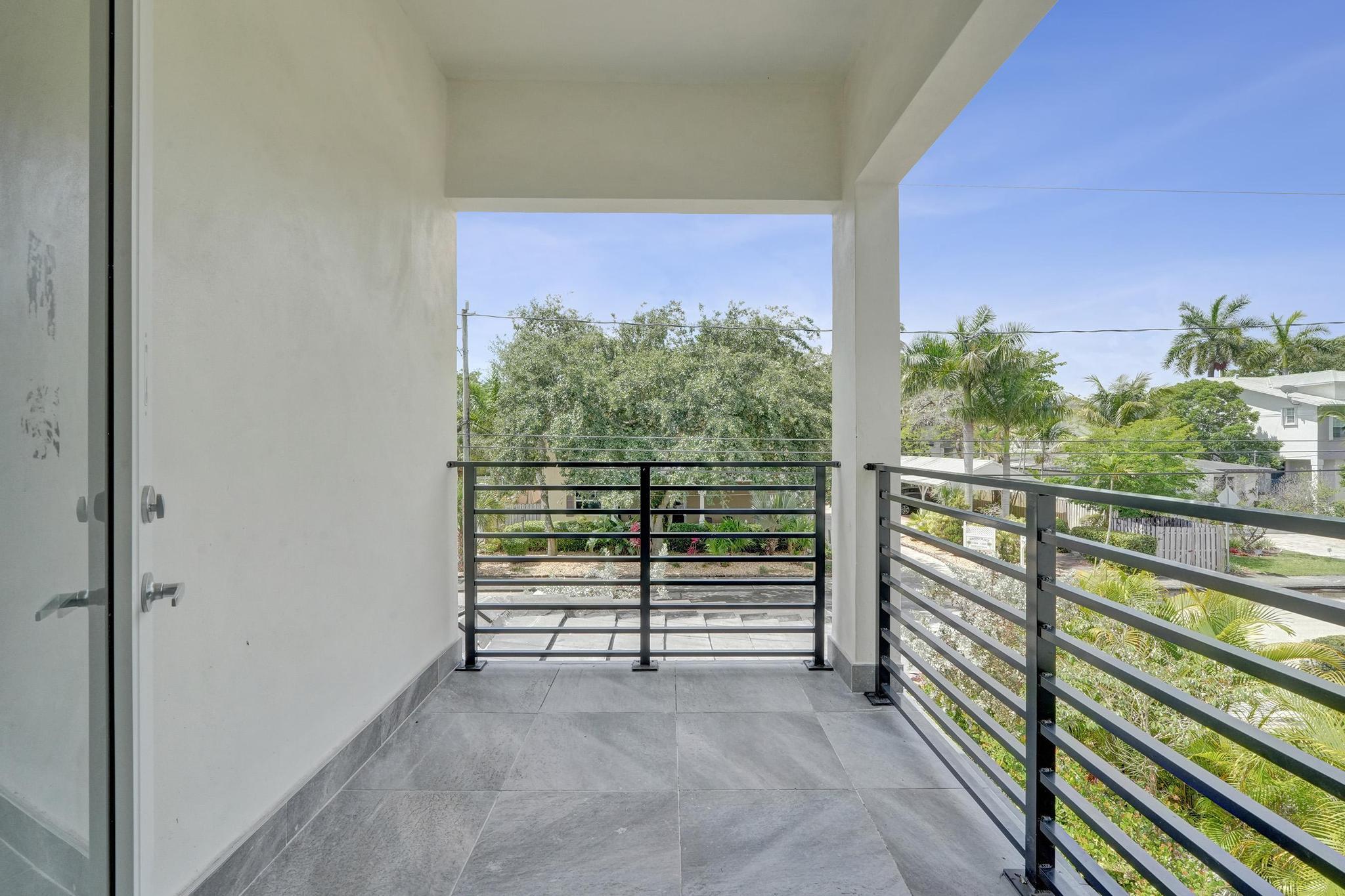 WAVERLY PLACE - Residential Lease
