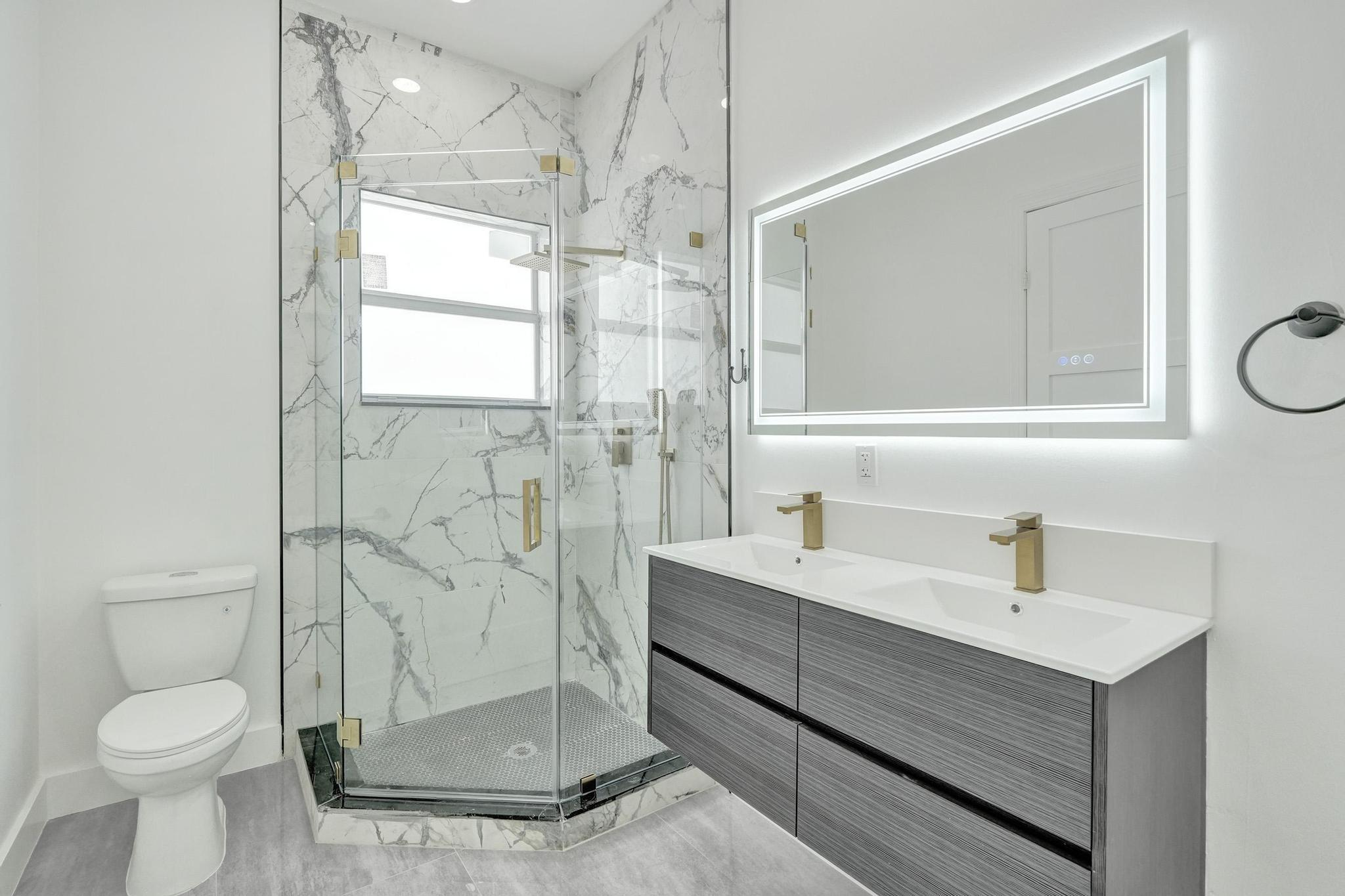 WAVERLY PLACE - Residential Lease