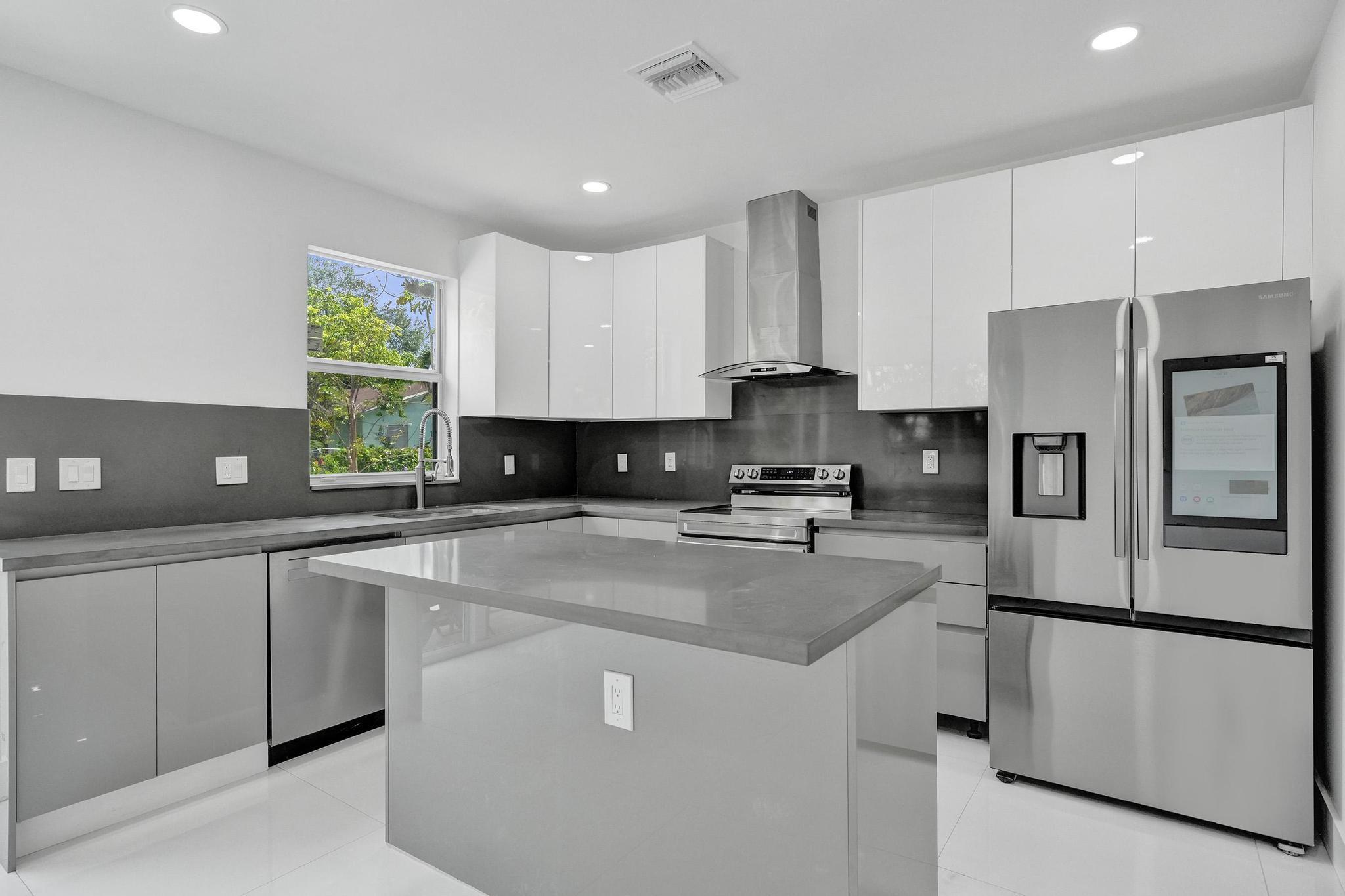 WAVERLY PLACE - Residential Lease