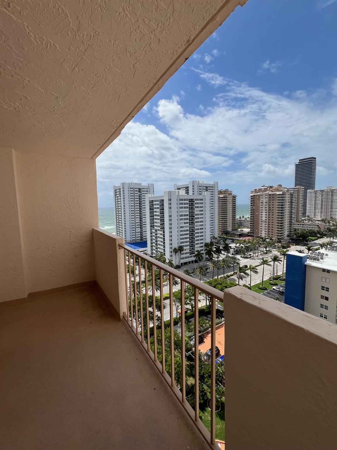 1865 S Ocean Dr 17H