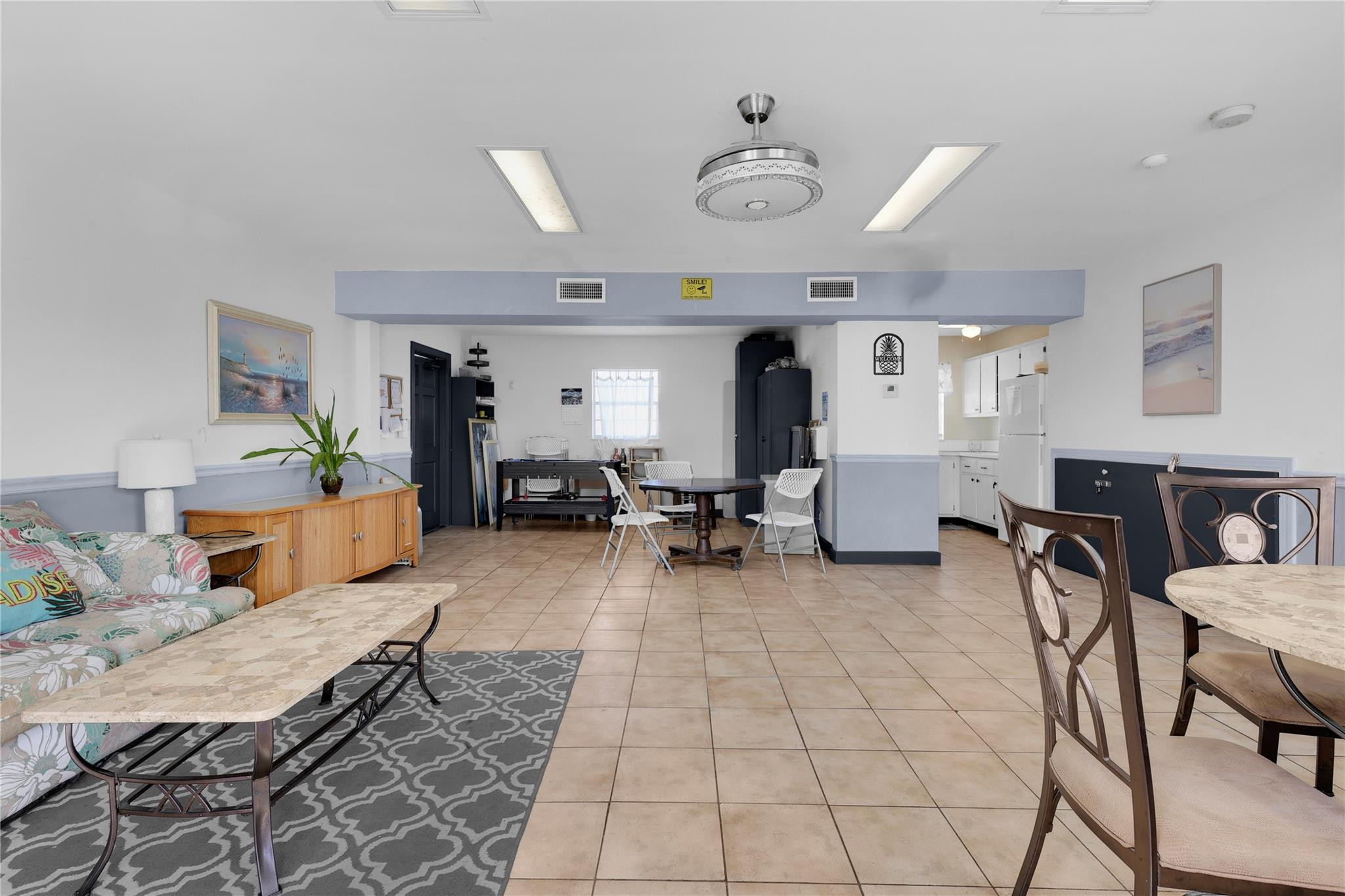 Mayfair Apt Co-op - Residential