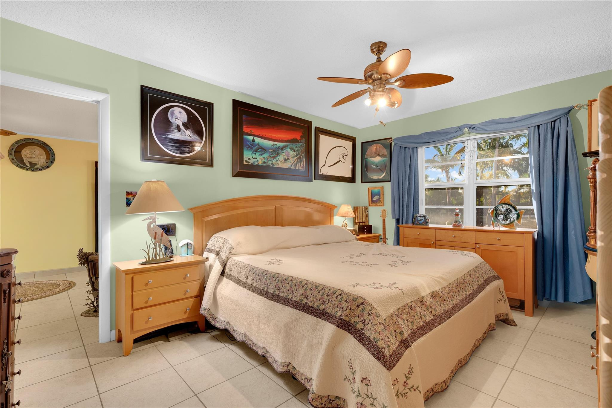 Mayfair Apt Co-op - Residential