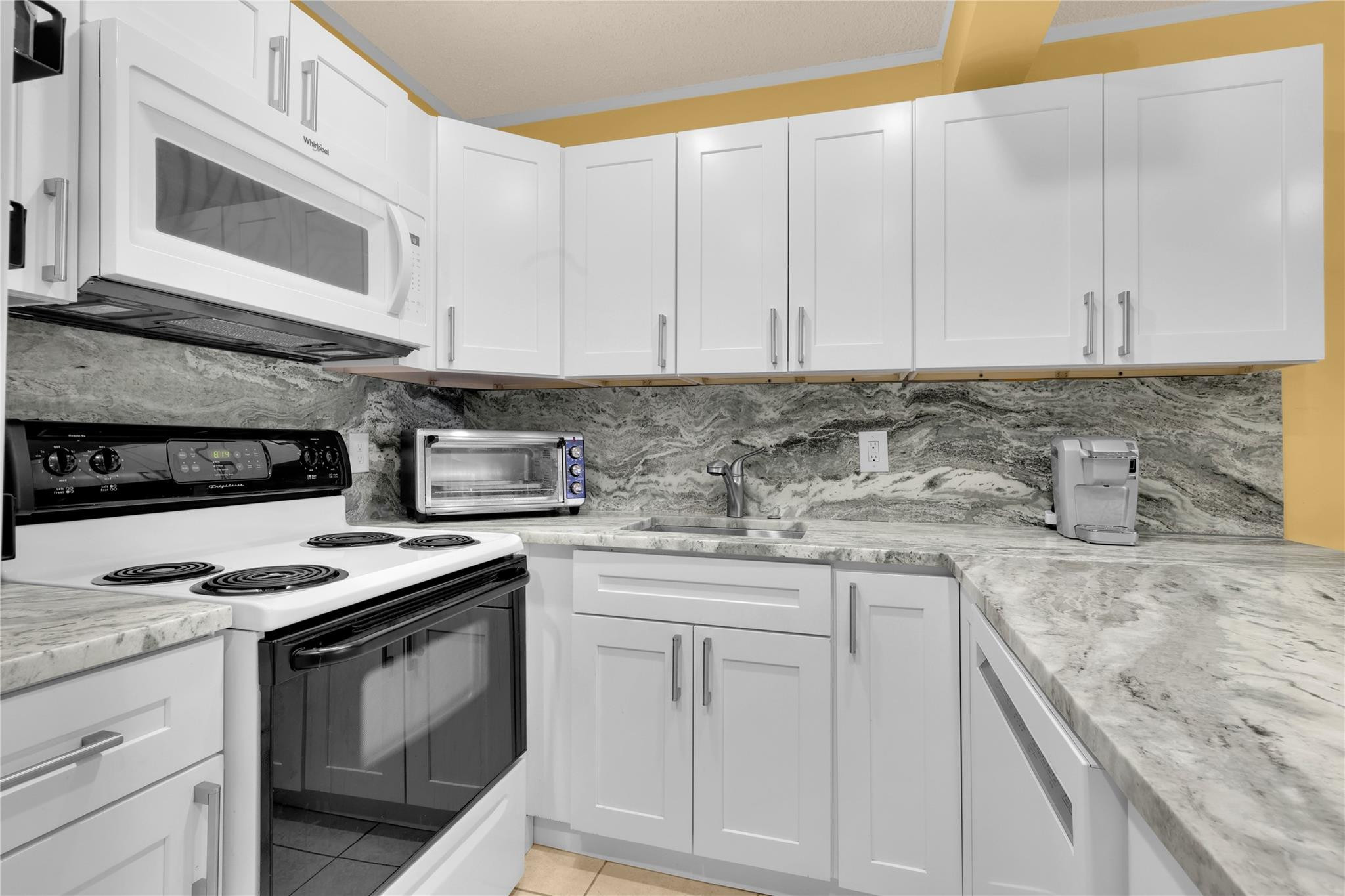 1560 Mckinley Street 210W