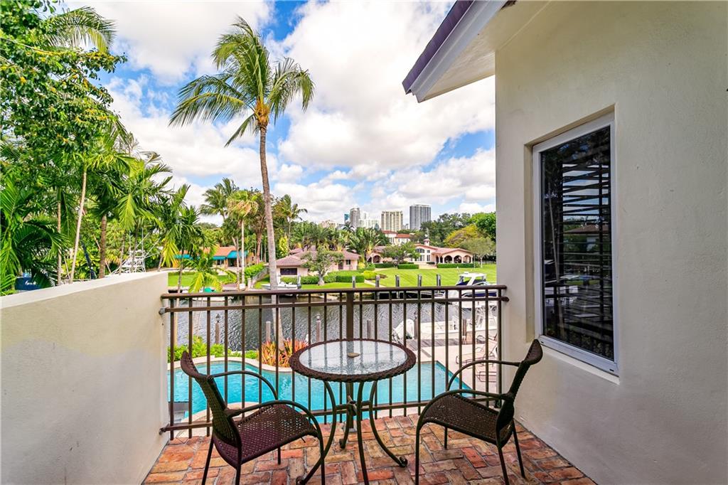 Rio Vista Isles - Residential