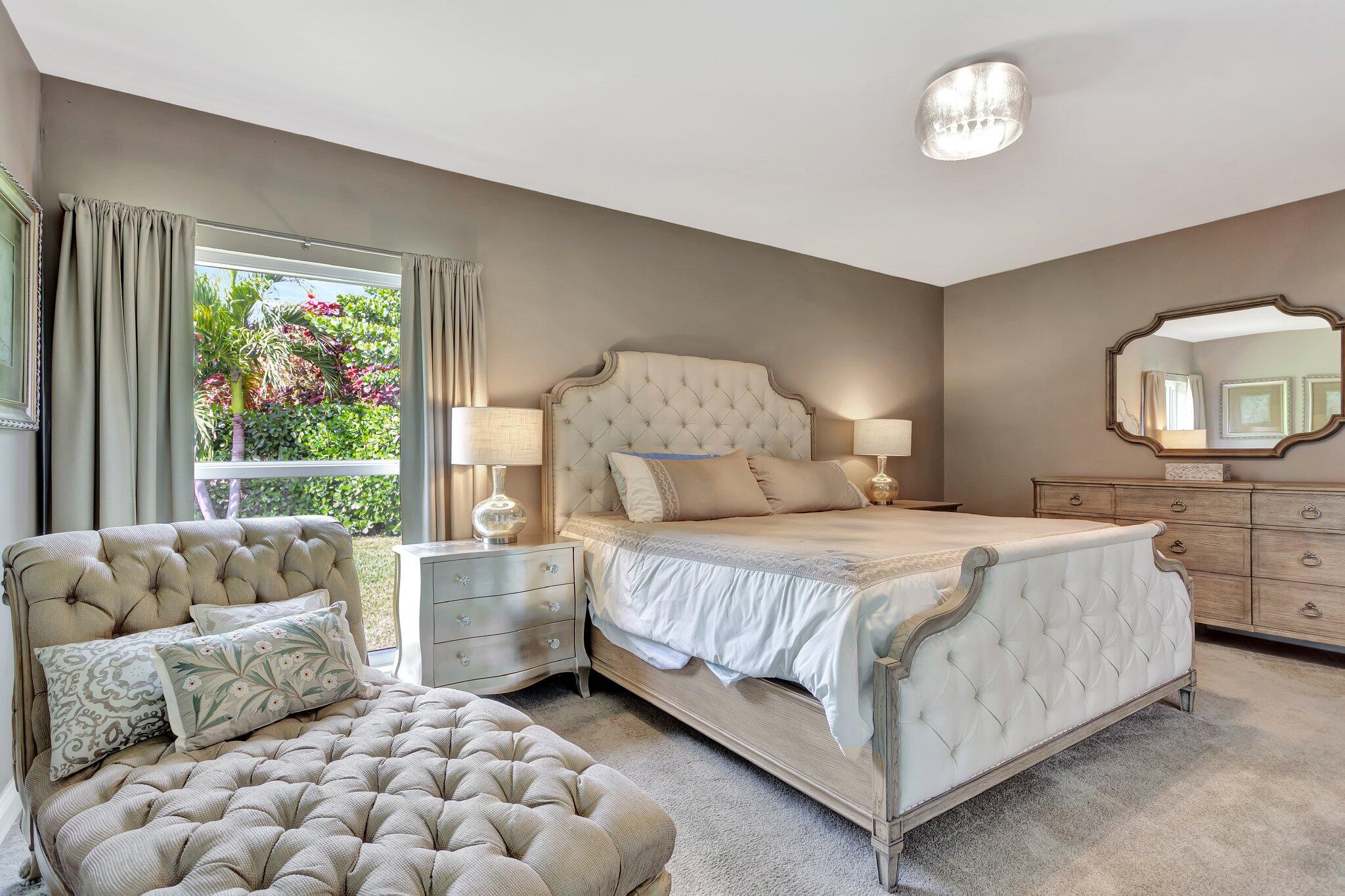 VILLA DESTE CONDO - Residential