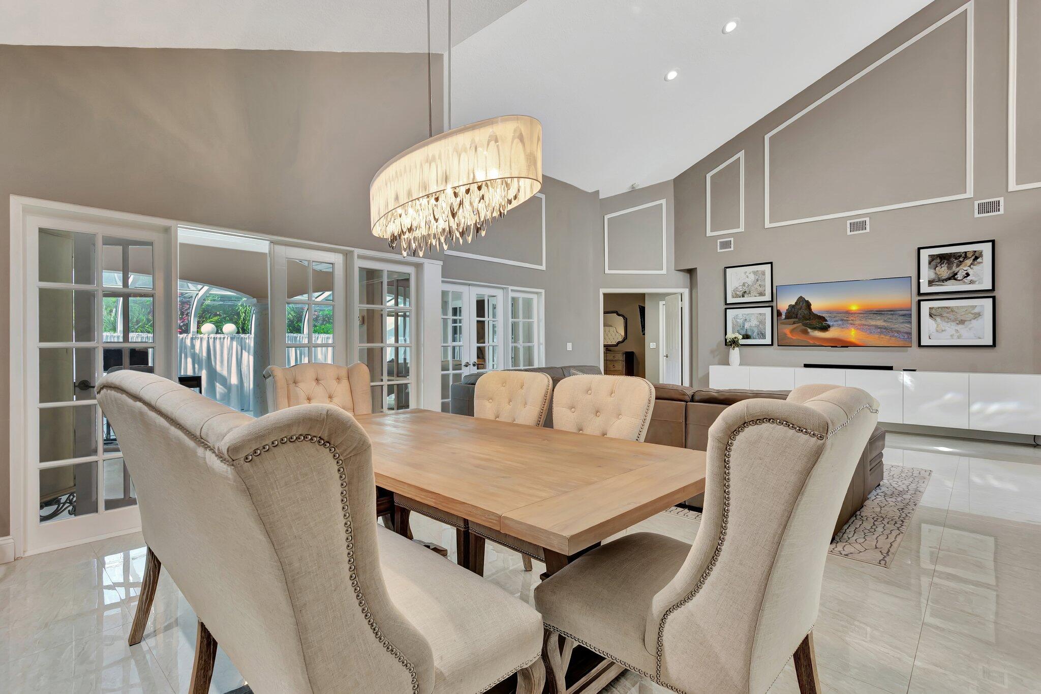 VILLA DESTE CONDO - Residential