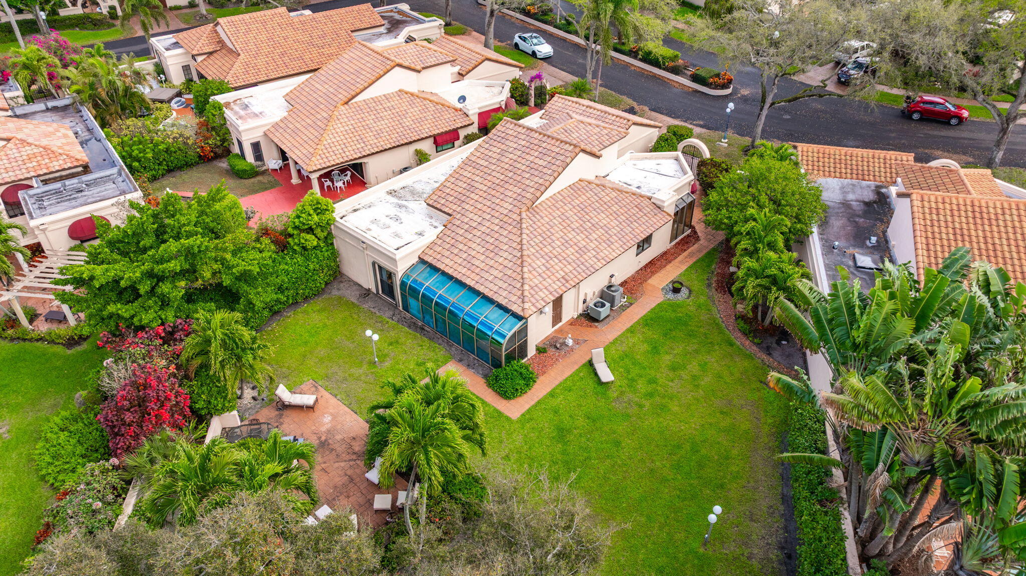 VILLA DESTE CONDO - Residential