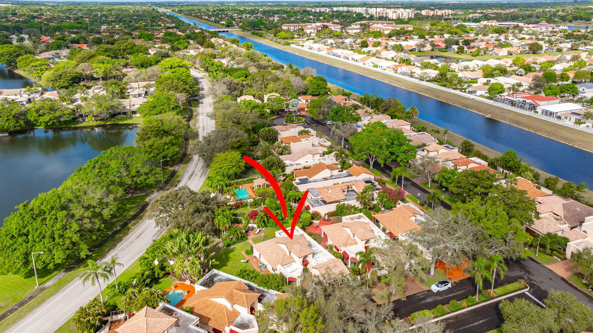 VILLA DESTE CONDO - Residential