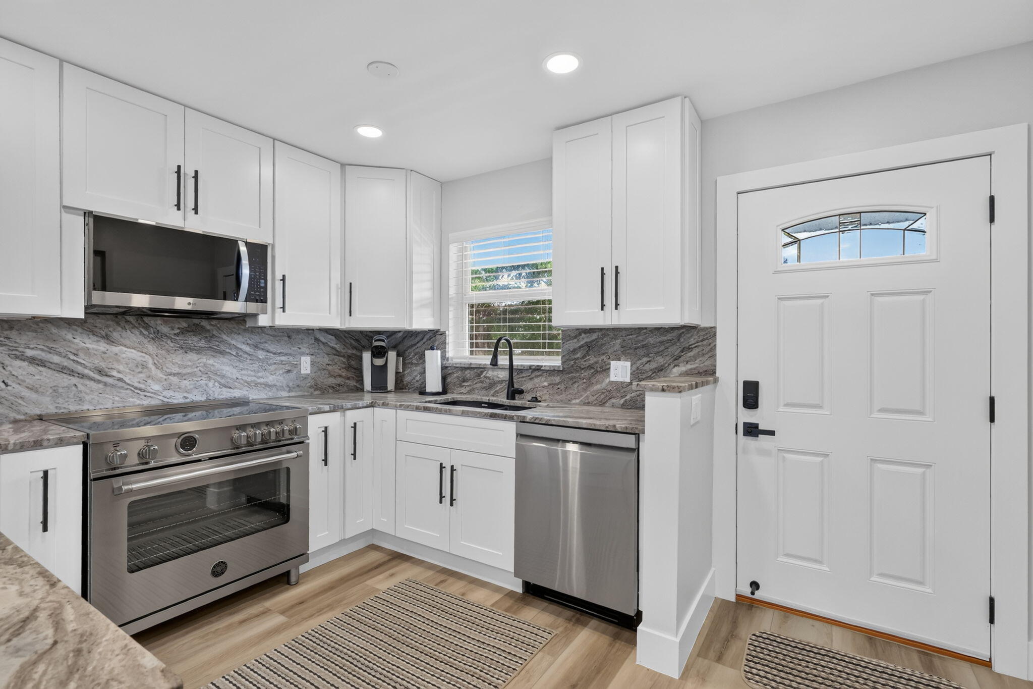 200 N El Mar Drive B202
