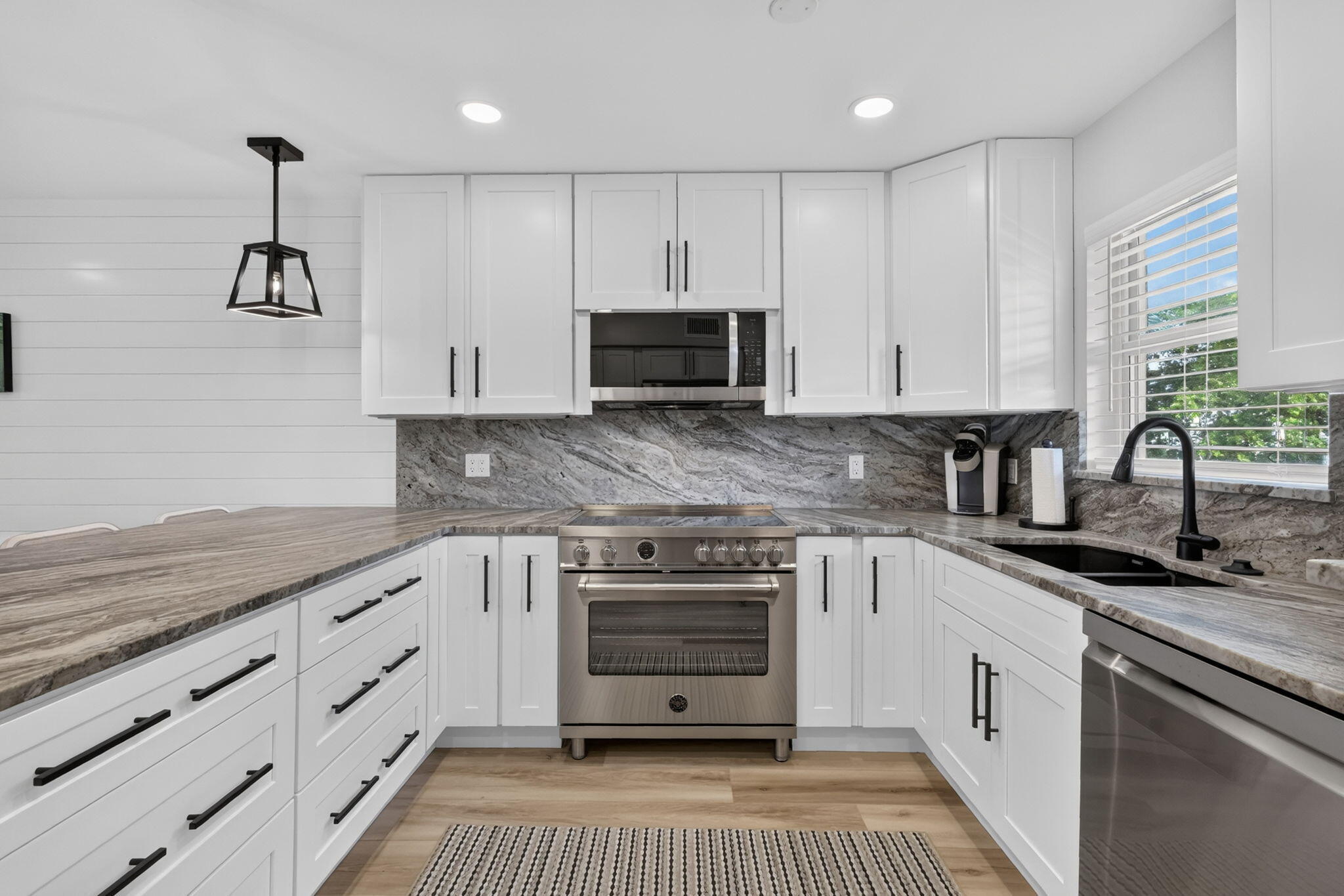 200 N El Mar Drive B202