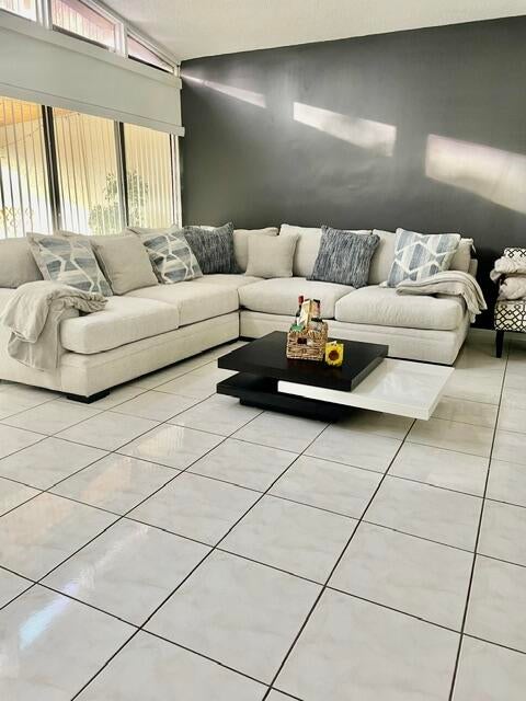 Properties 1453 White Pine Drive