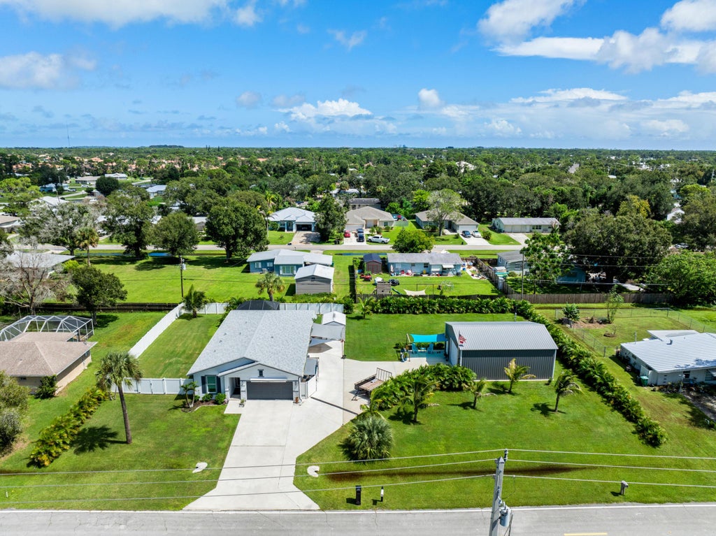 Photo of 5504 Deleon Avenue, Fort Pierce, FL 34951 (MLS # B26080769)