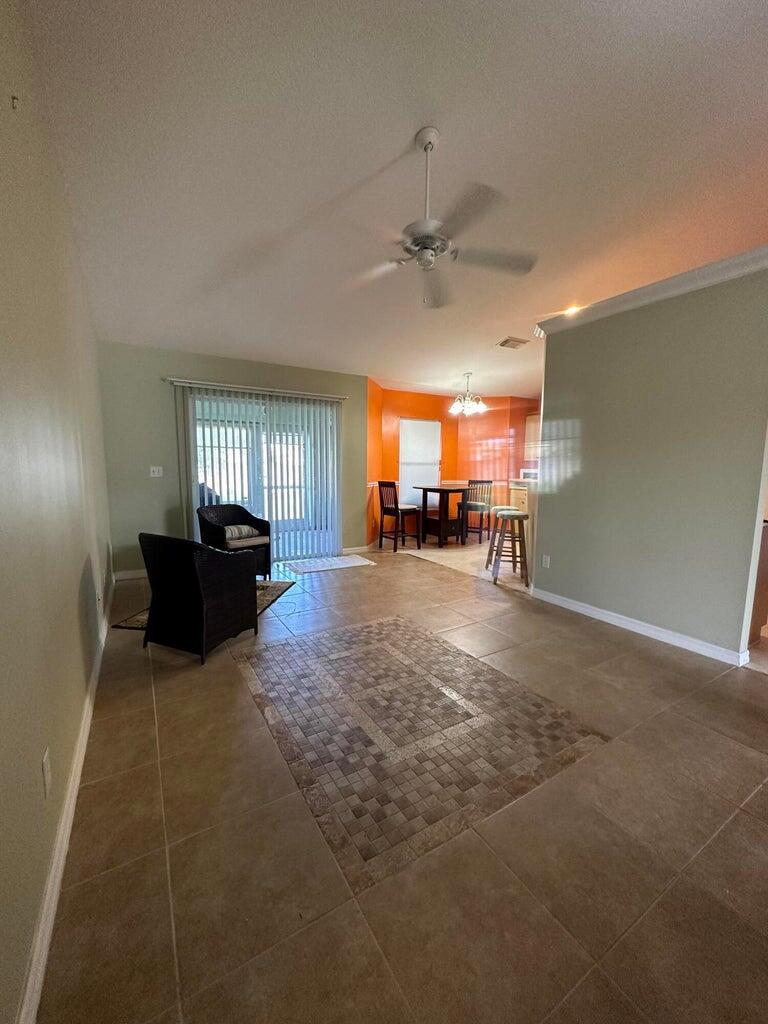 PORT ST LUCIE SECTION 25 - Residential Lease