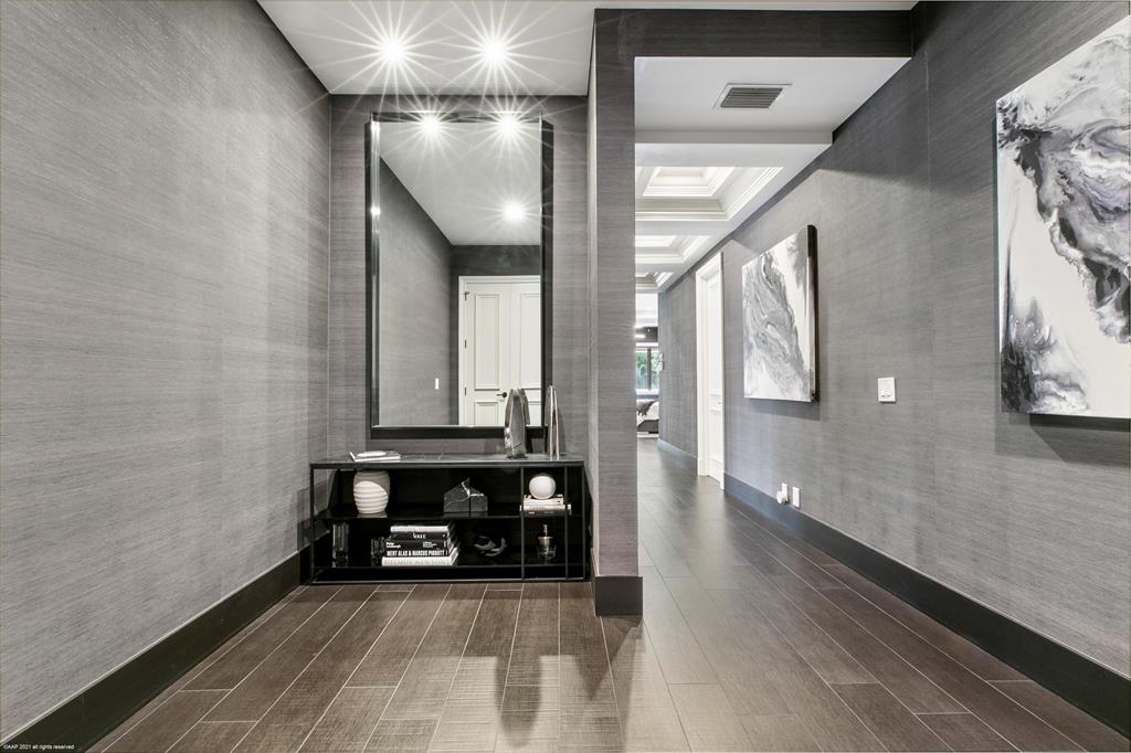 OLD PALM - Residential