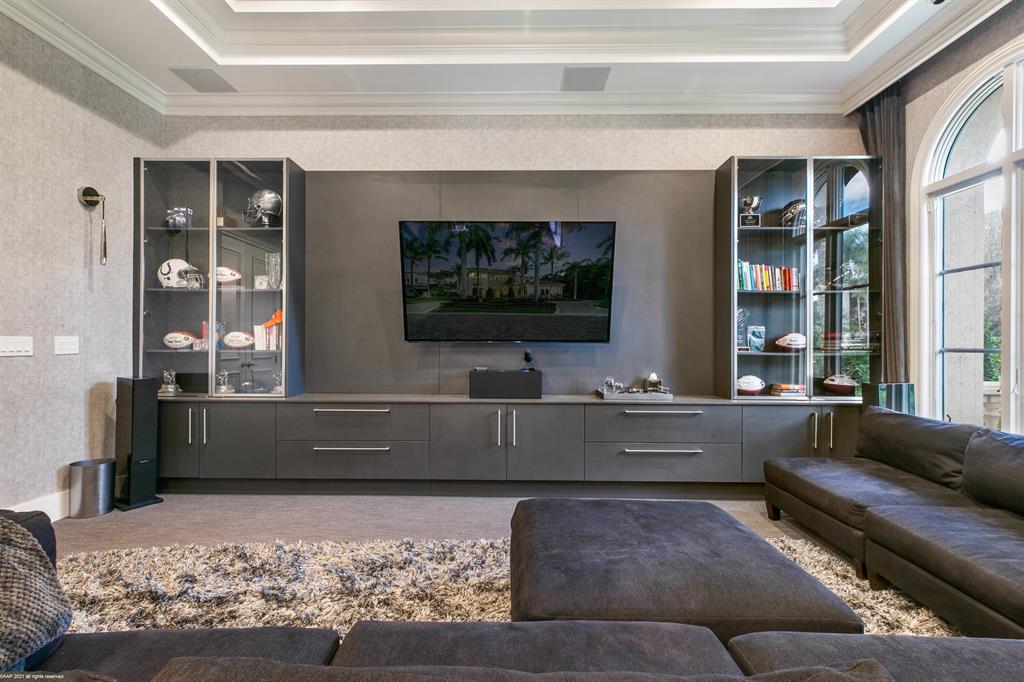 OLD PALM - Residential