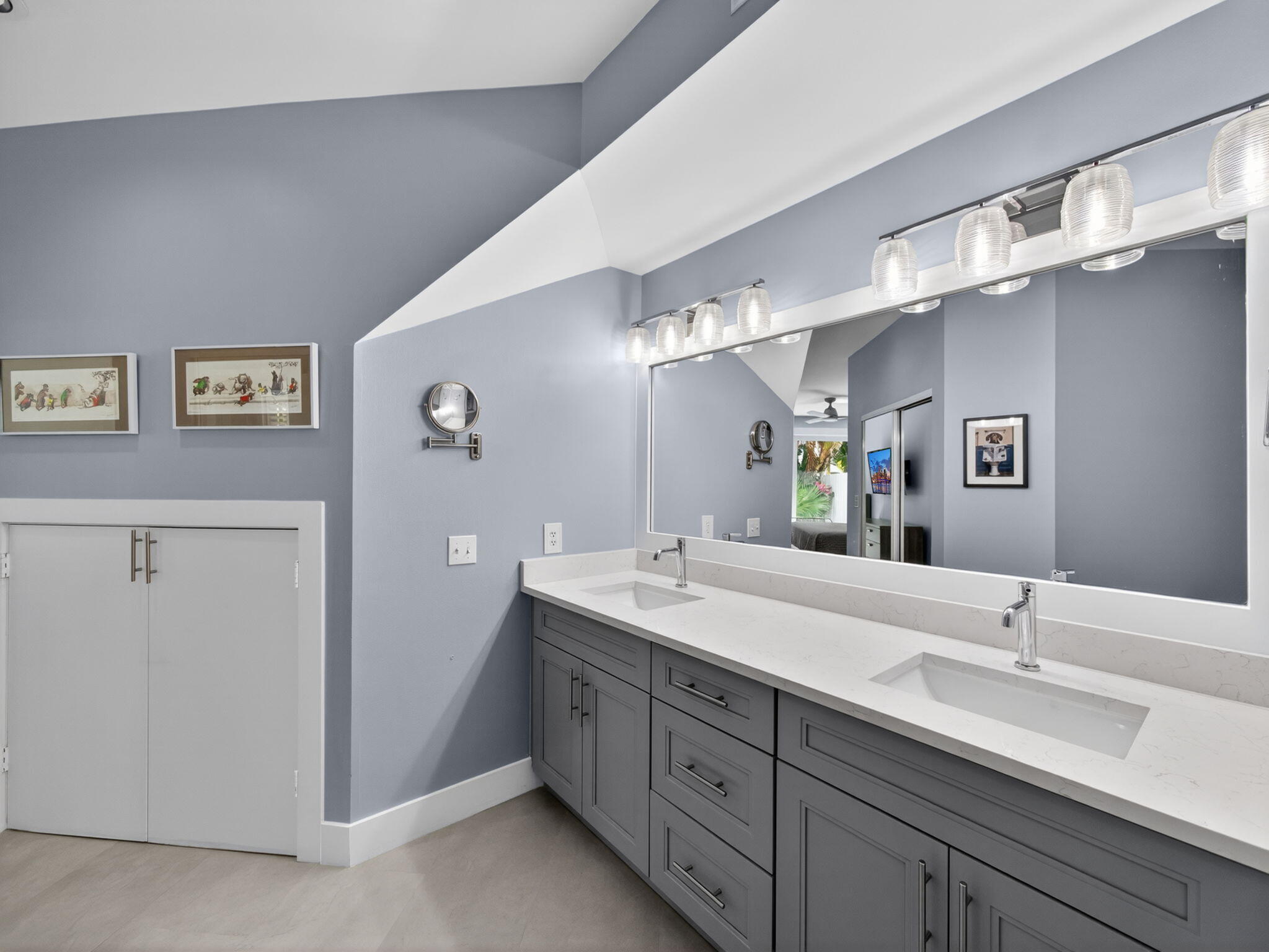 Sea Colony - The Lakes - Residential