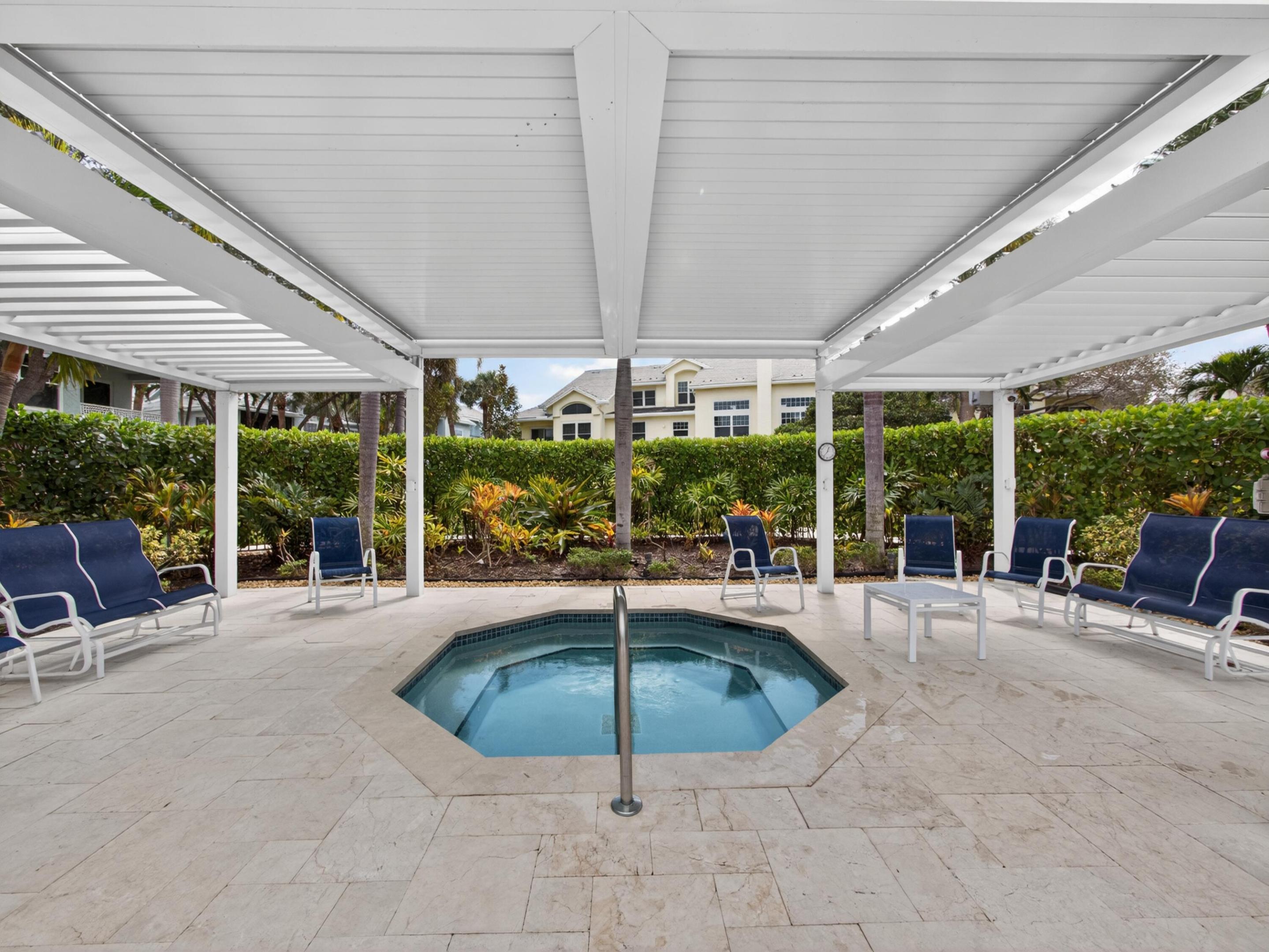 Sea Colony - The Lakes - Residential