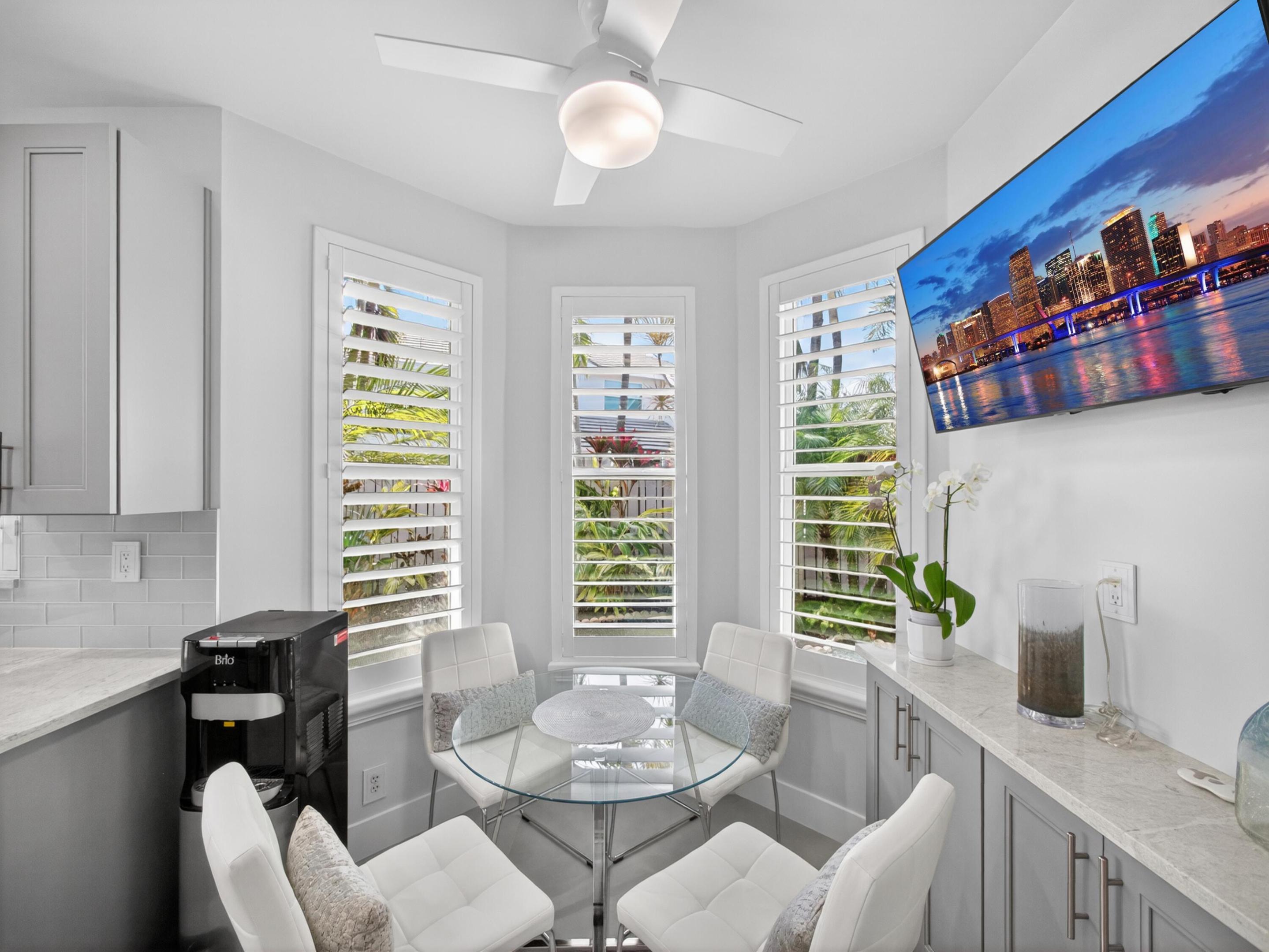 Sea Colony - The Lakes - Residential