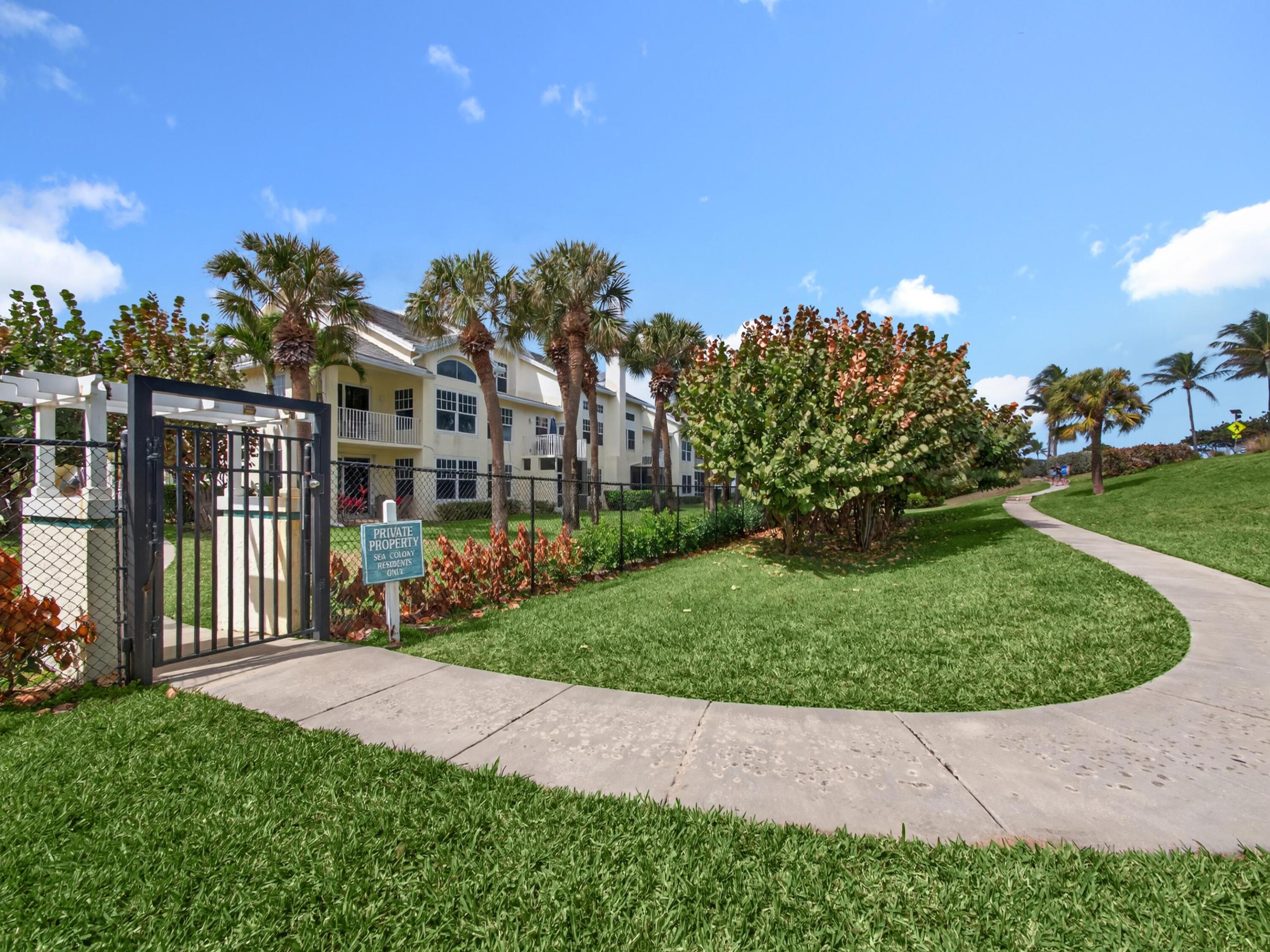 Sea Colony - The Lakes - Residential