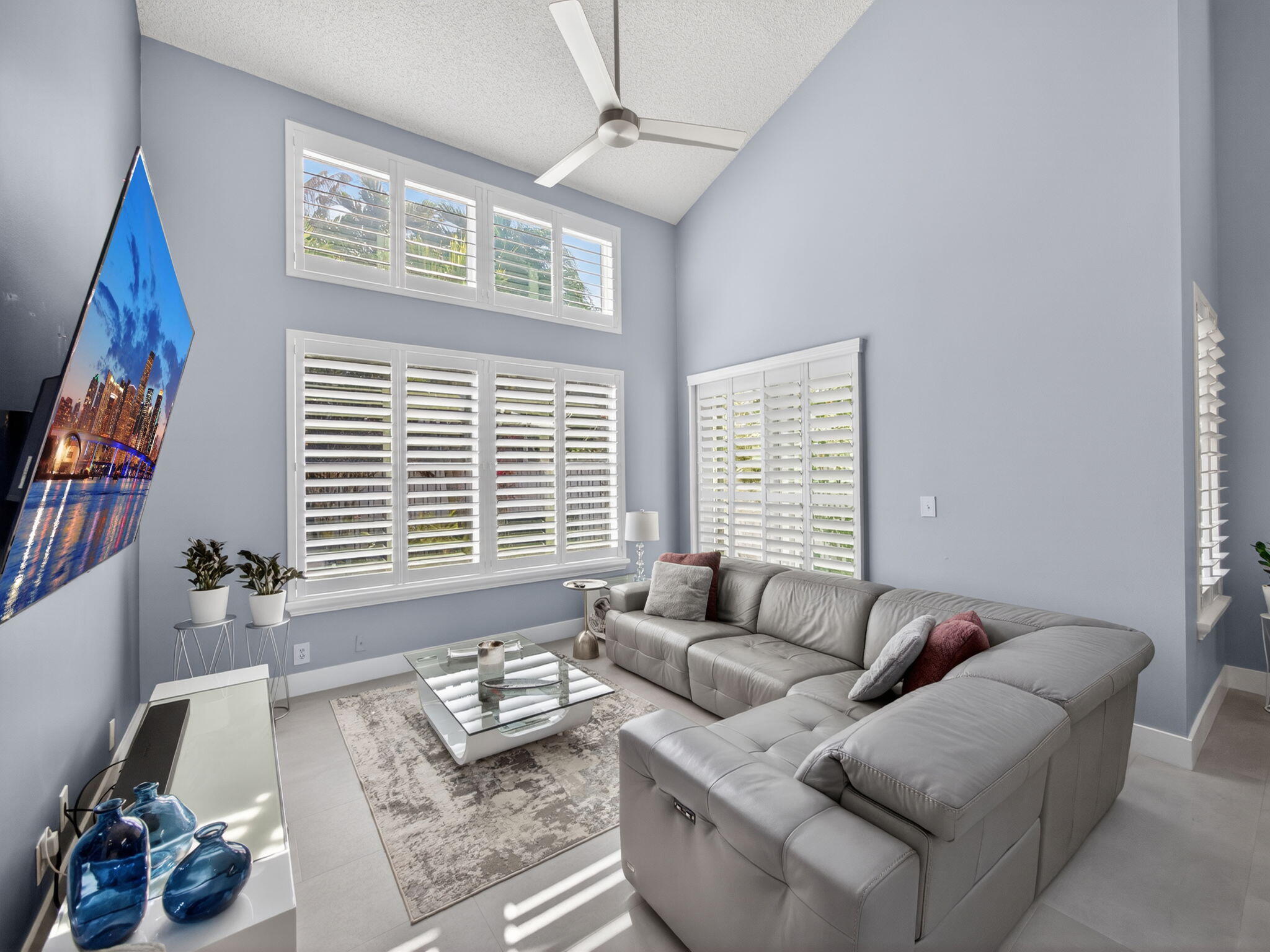 Sea Colony - The Lakes - Residential