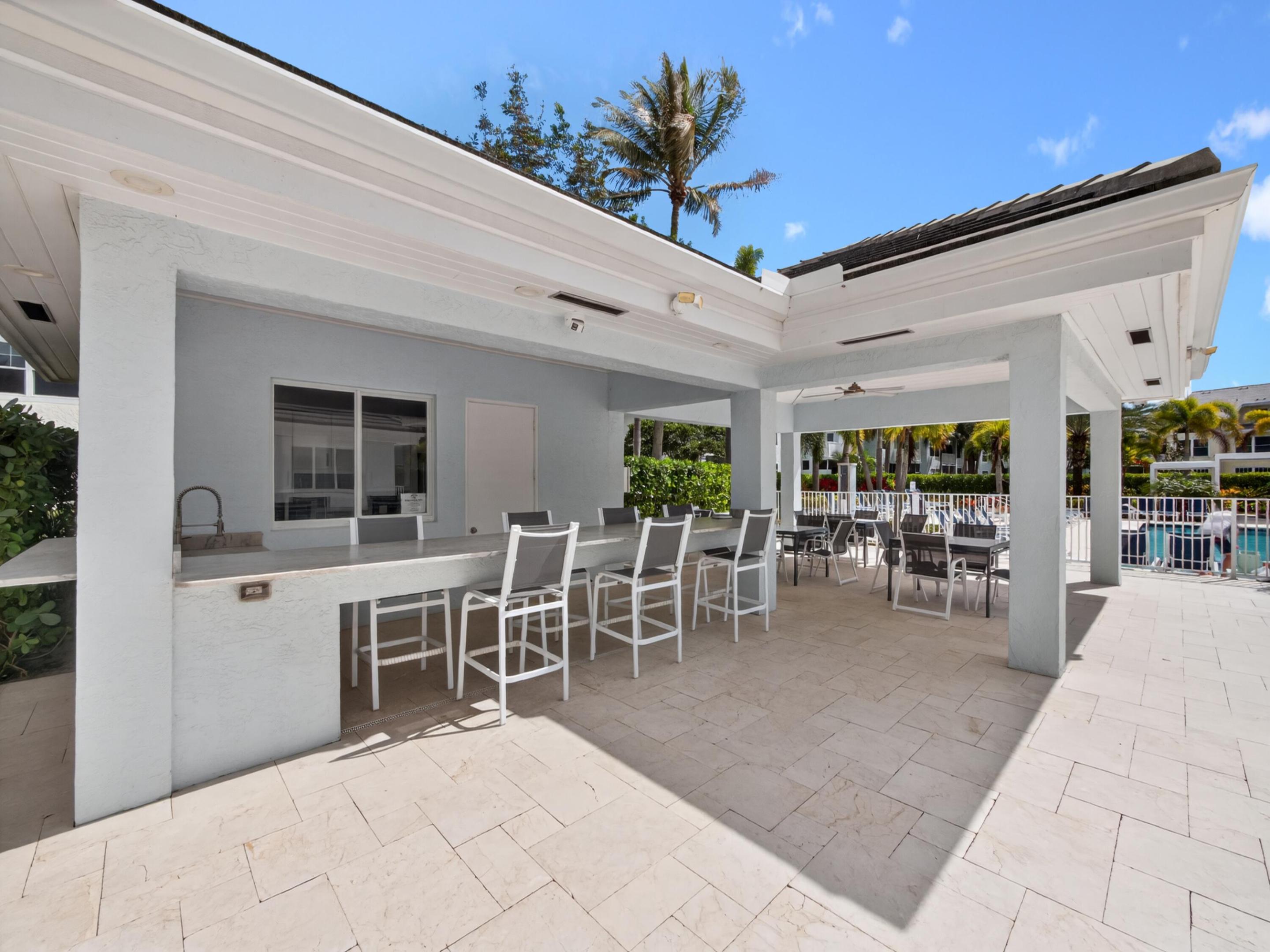 Sea Colony - The Lakes - Residential