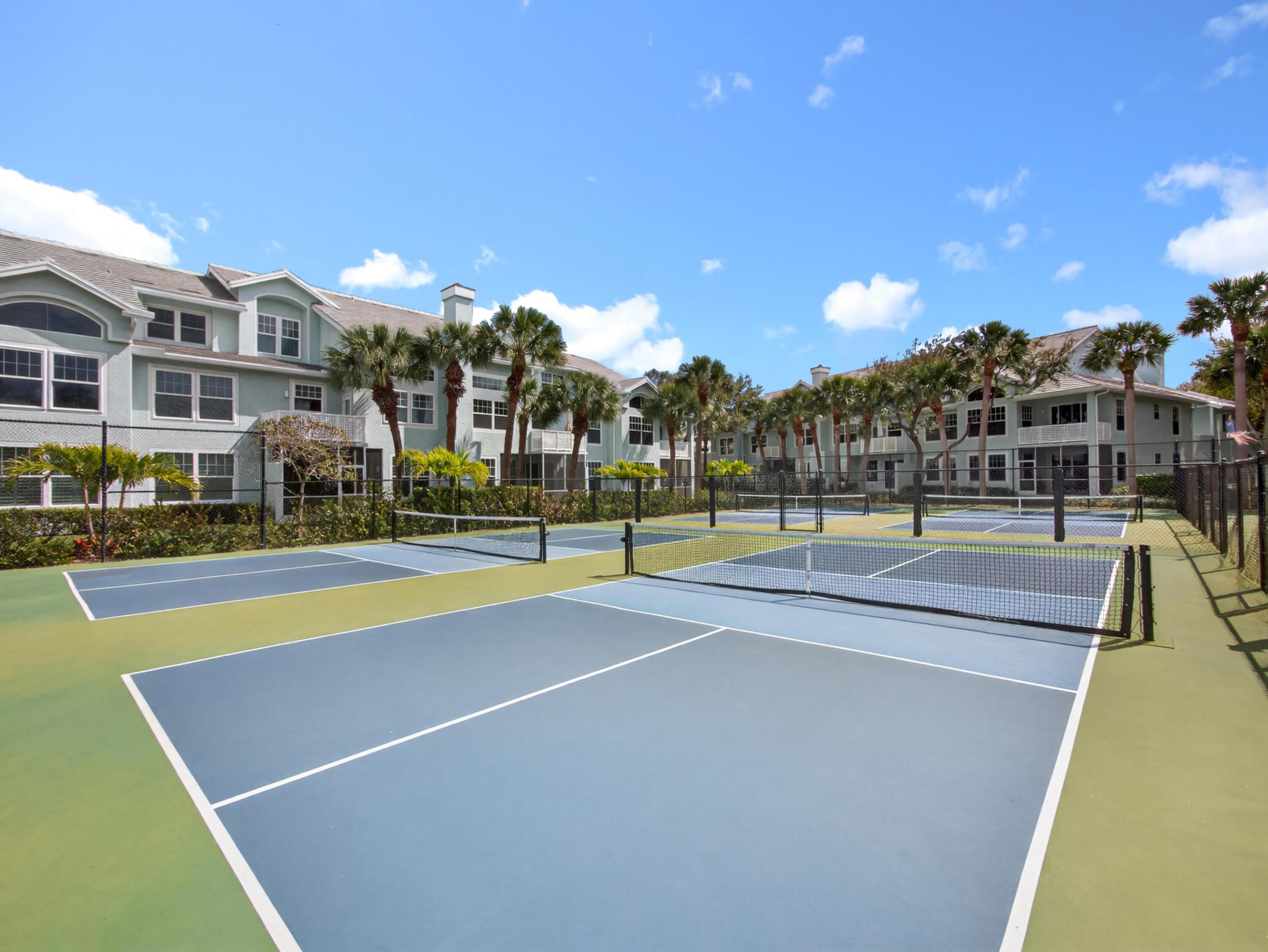 Sea Colony - The Lakes - Residential