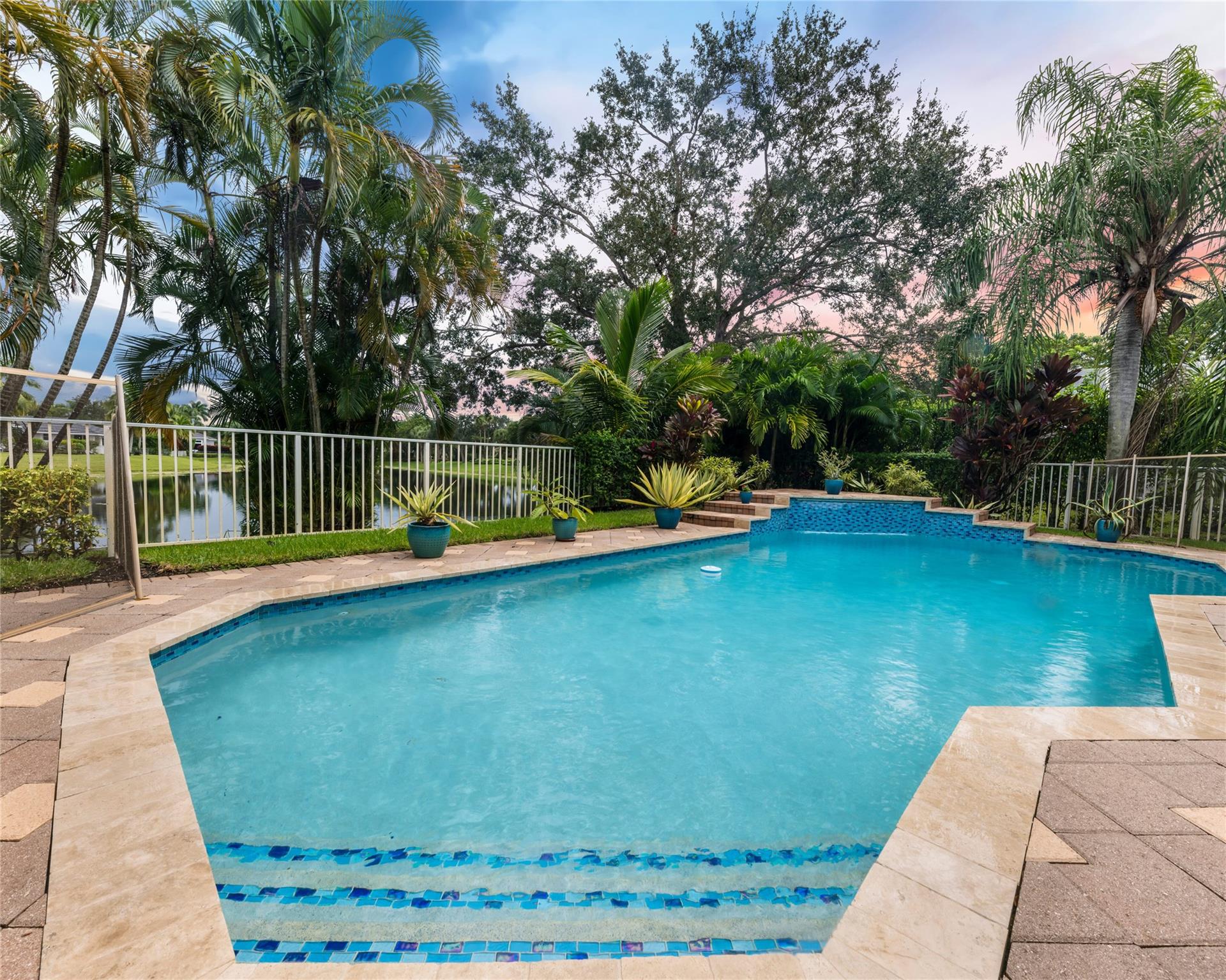 Fox Ridge 157-8 B - Residential