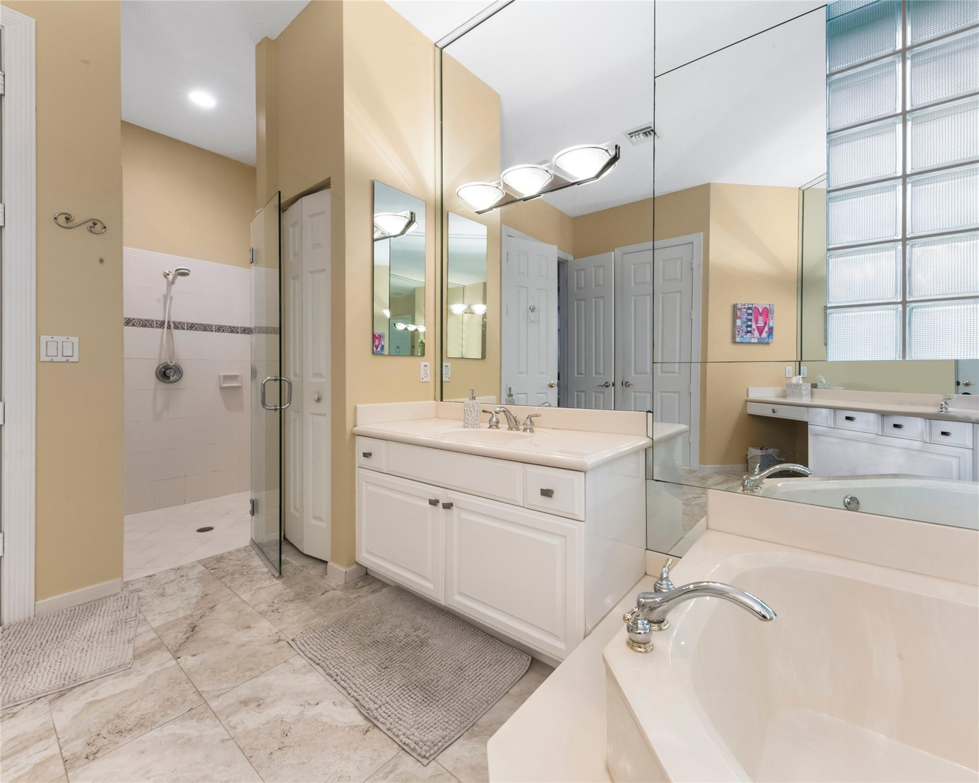 Fox Ridge 157-8 B - Residential
