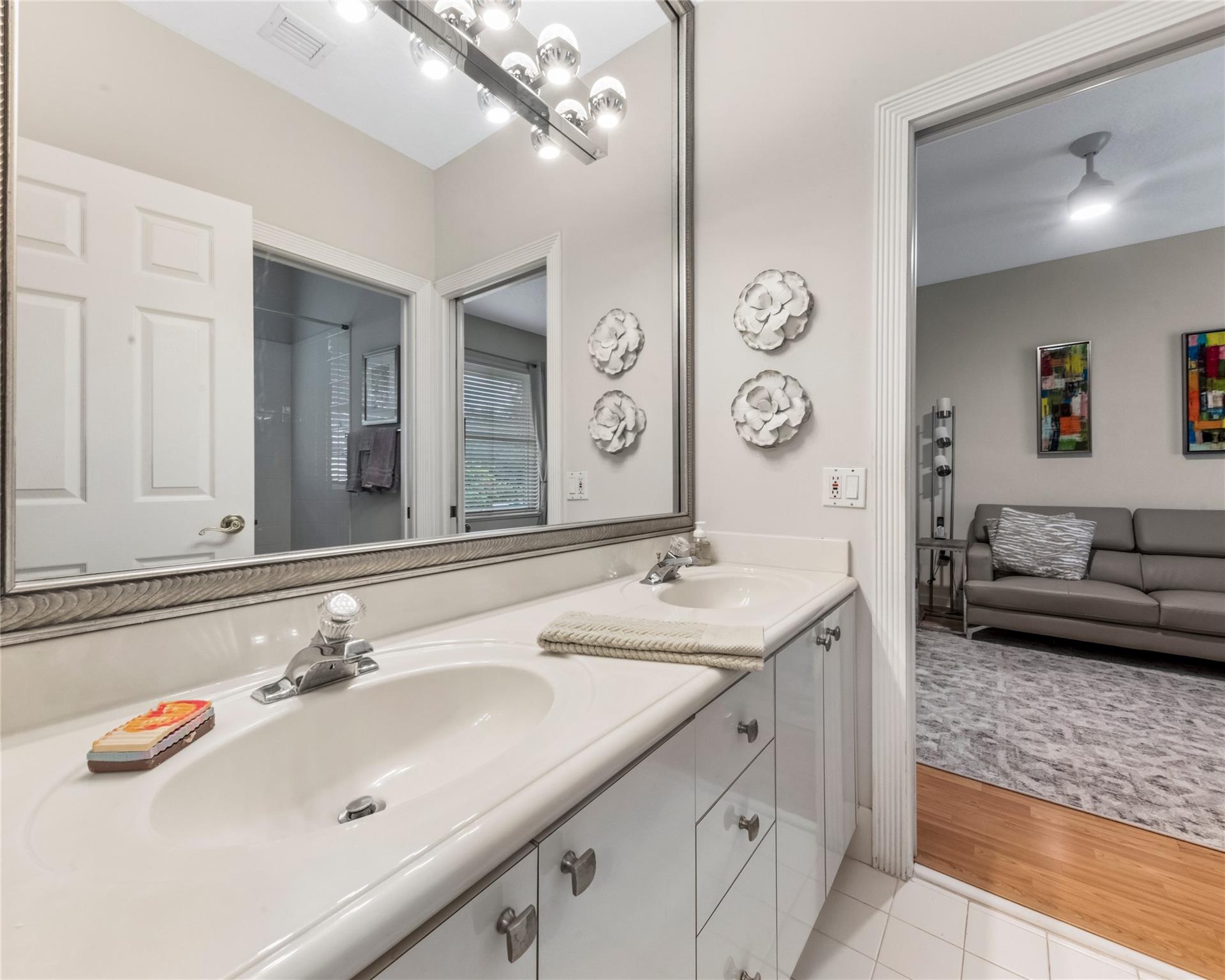 Fox Ridge 157-8 B - Residential