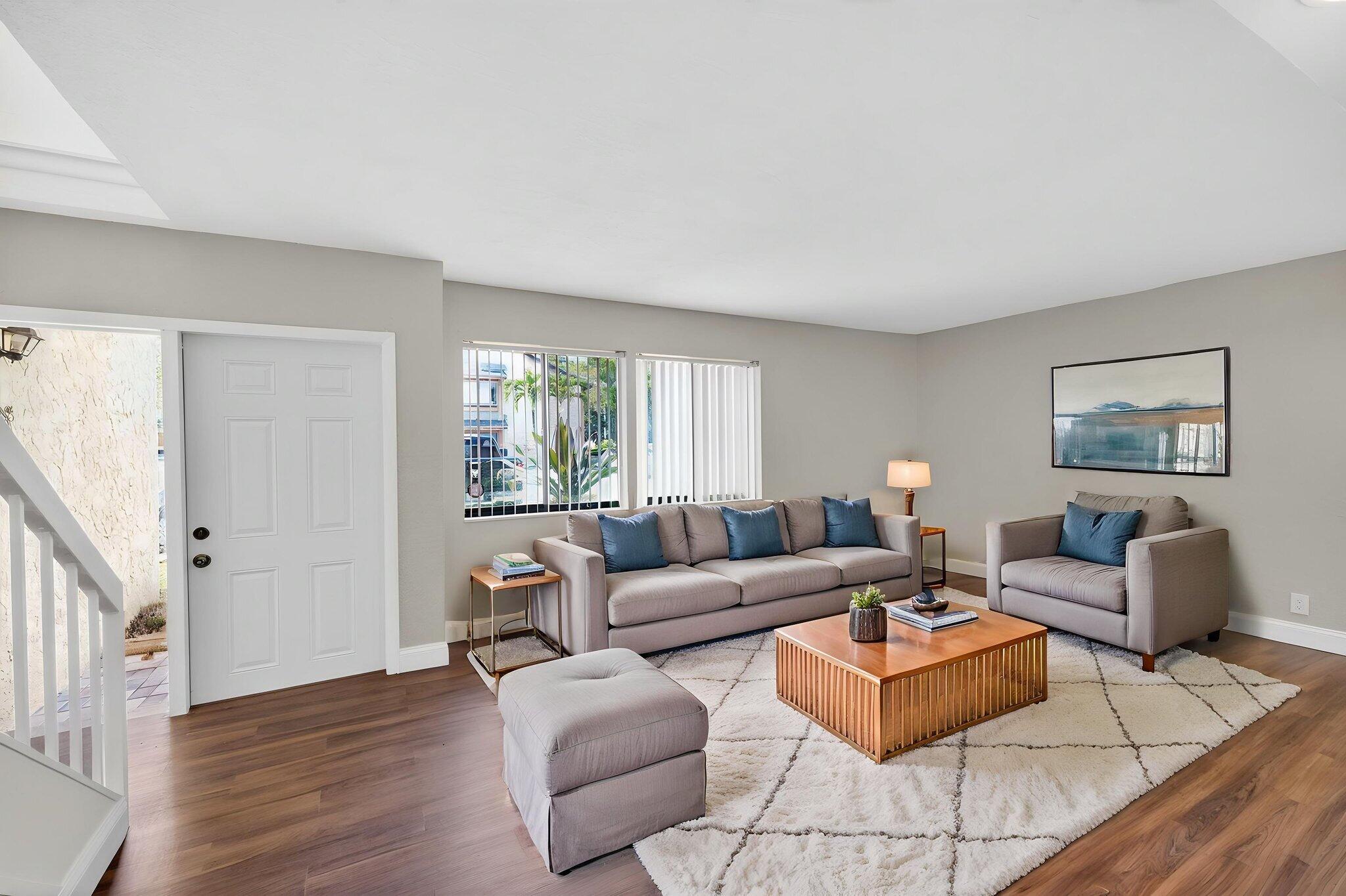 WIMBLEDON AT JACARANDA CONDO - Residential