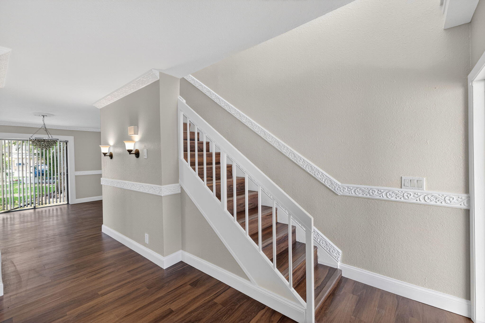 WIMBLEDON AT JACARANDA CONDO - Residential