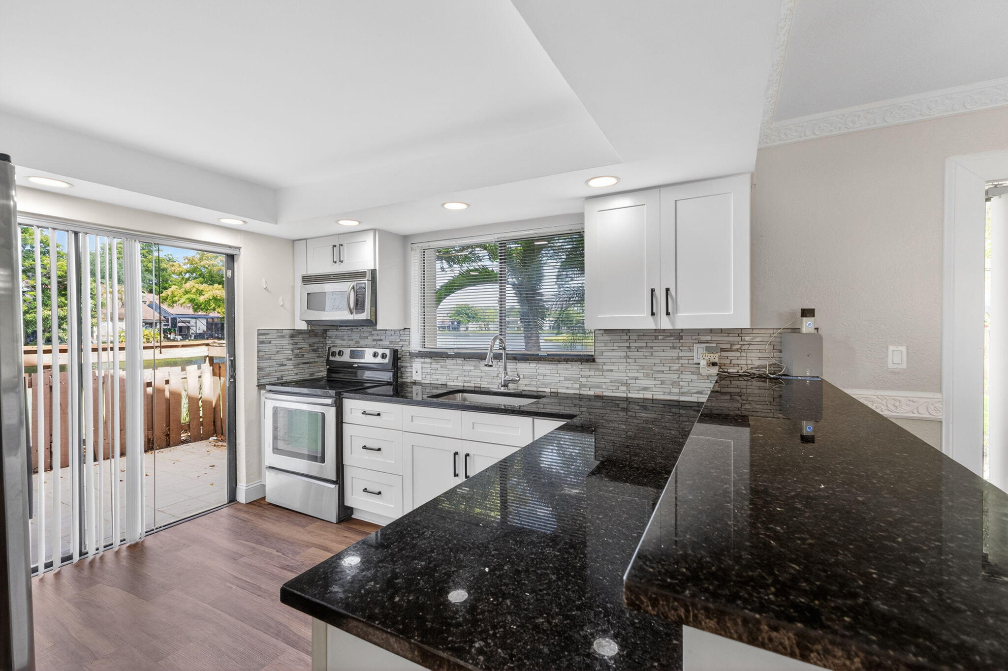WIMBLEDON AT JACARANDA CONDO - Residential