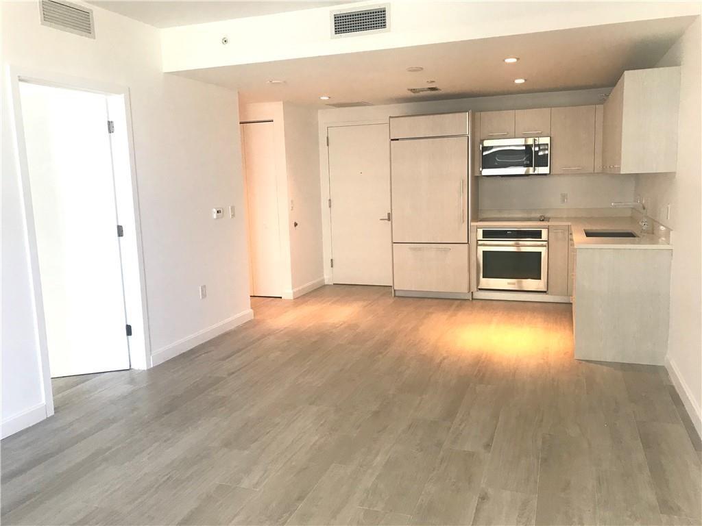 BRICKELL HEIGHTS EAST - Residential