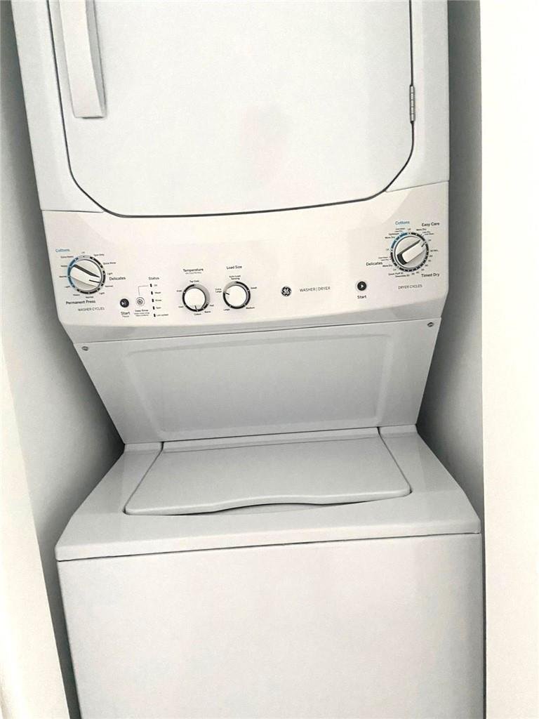 BRICKELL HEIGHTS EAST - Residential