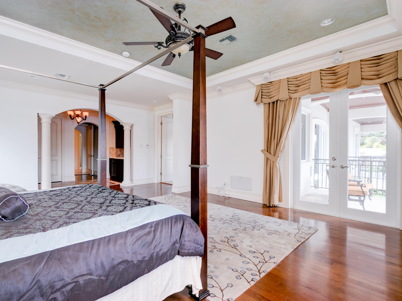 BOCA HARBOUR ISLAND SEC - Residential