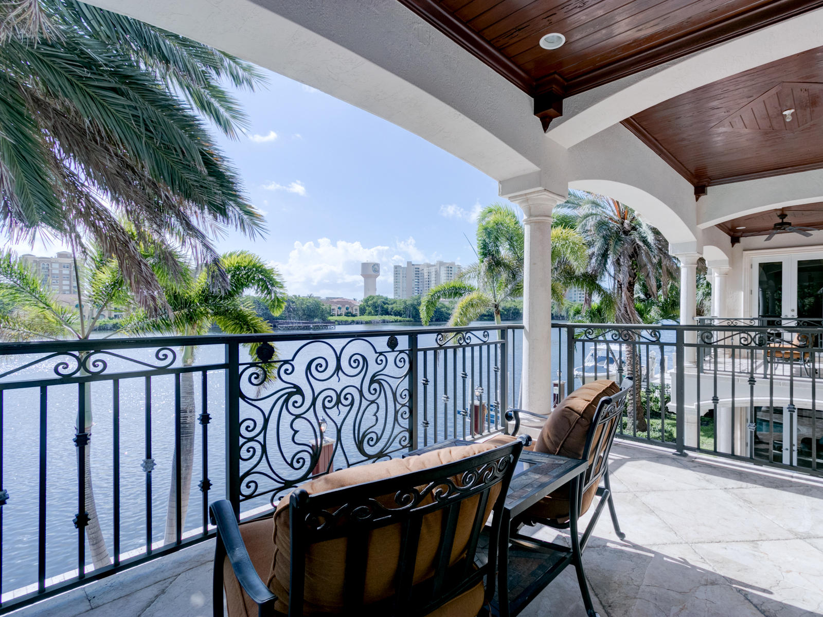 BOCA HARBOUR ISLAND SEC - Residential