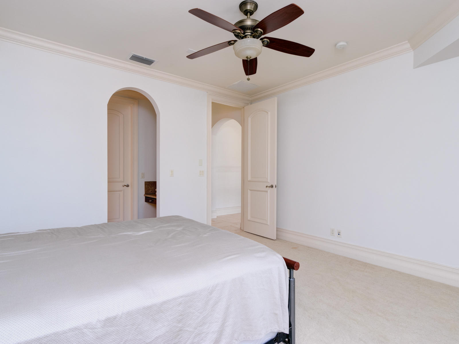 BOCA HARBOUR ISLAND SEC - Residential