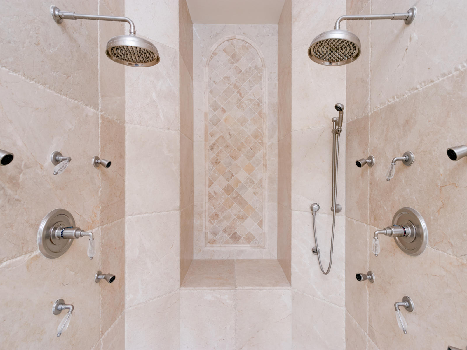 BOCA HARBOUR ISLAND SEC - Residential