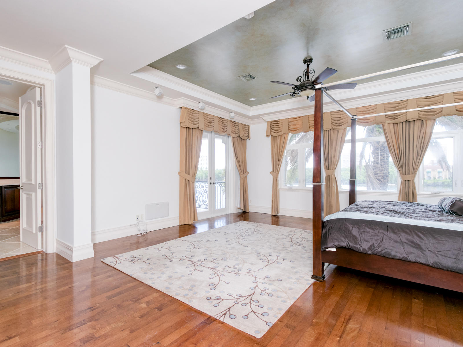 BOCA HARBOUR ISLAND SEC - Residential