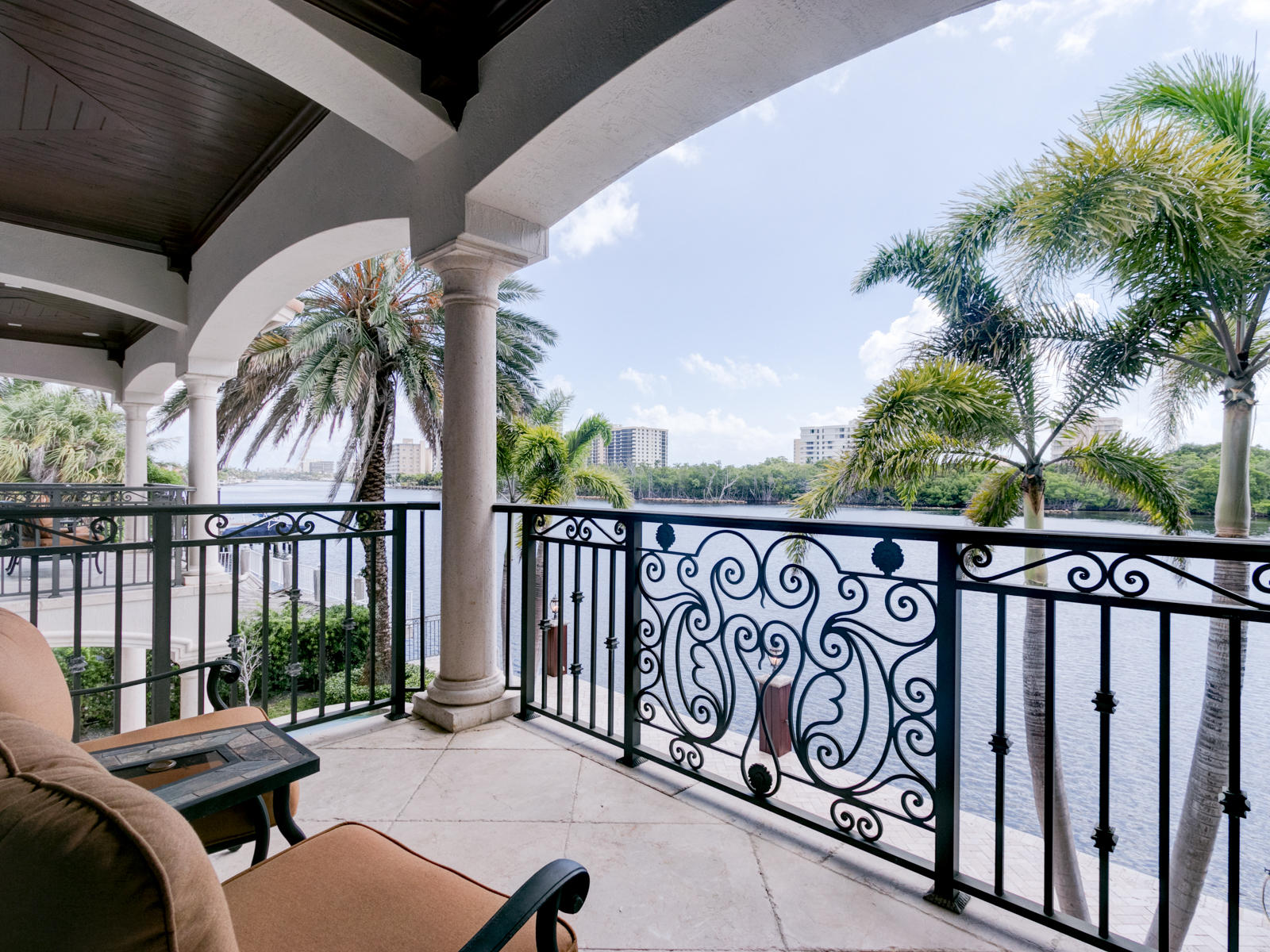 BOCA HARBOUR ISLAND SEC - Residential