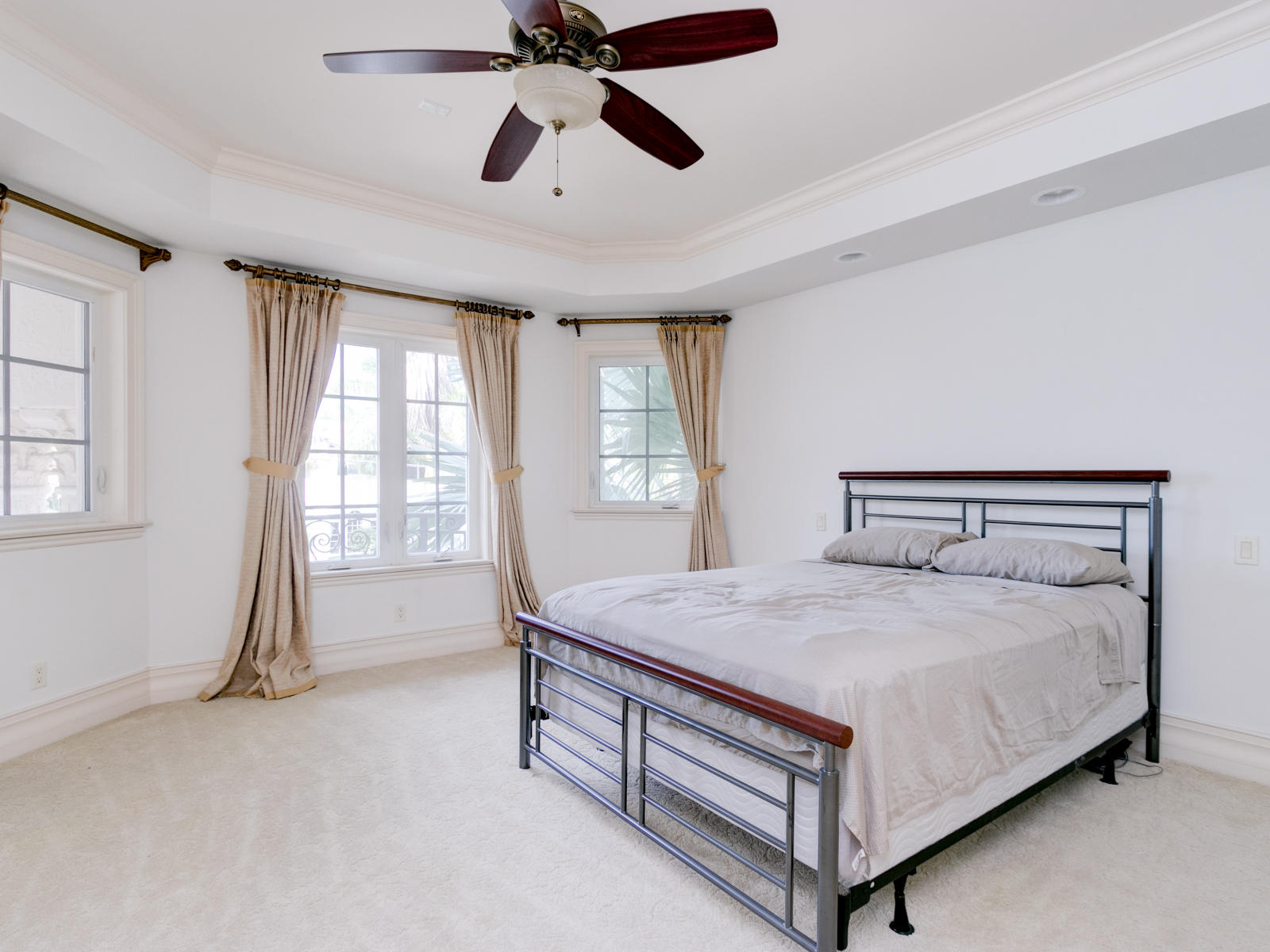 BOCA HARBOUR ISLAND SEC - Residential