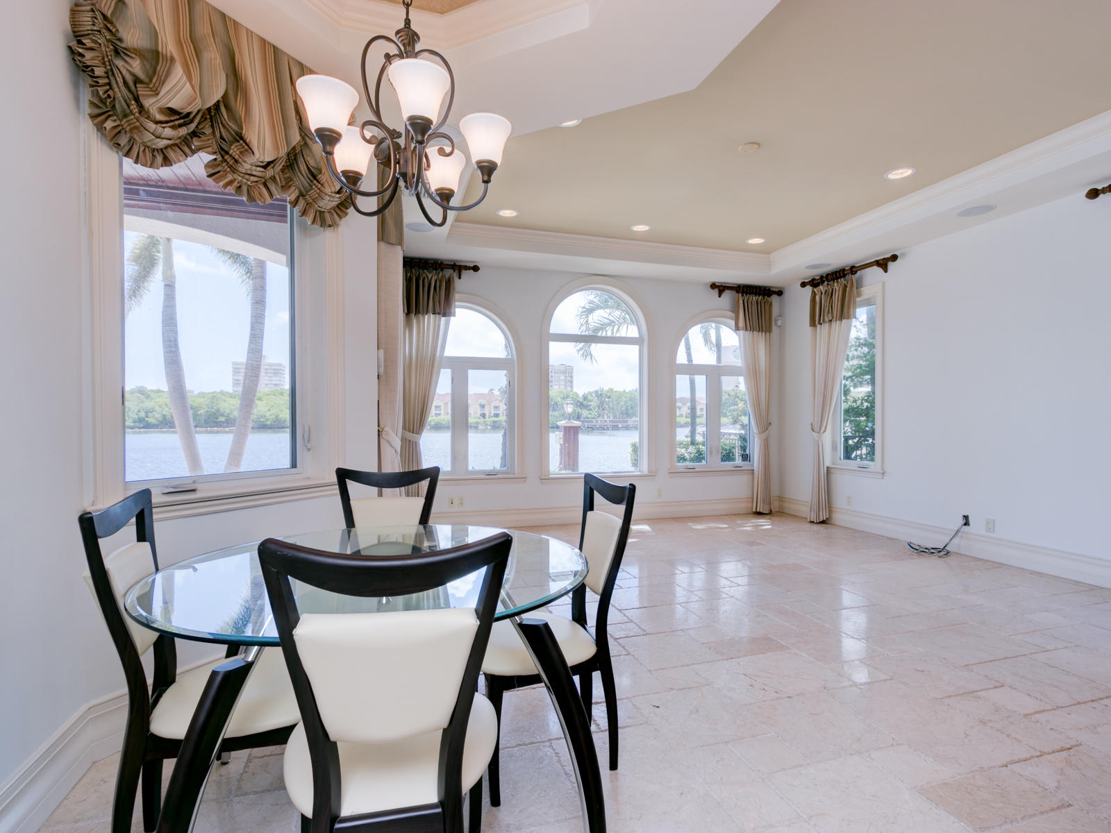 BOCA HARBOUR ISLAND SEC - Residential