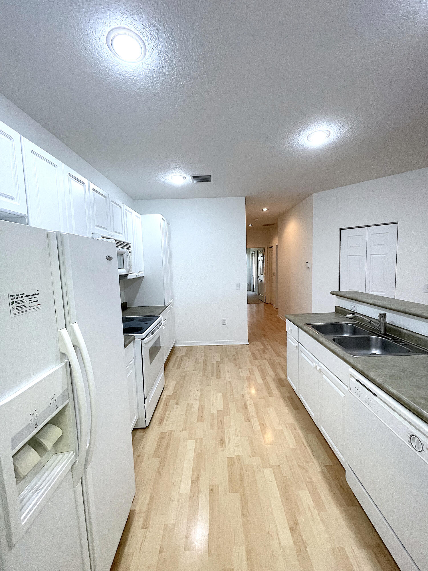 THE LAKES AT THE SAVANNAHS CONDOMINIUM - Residential