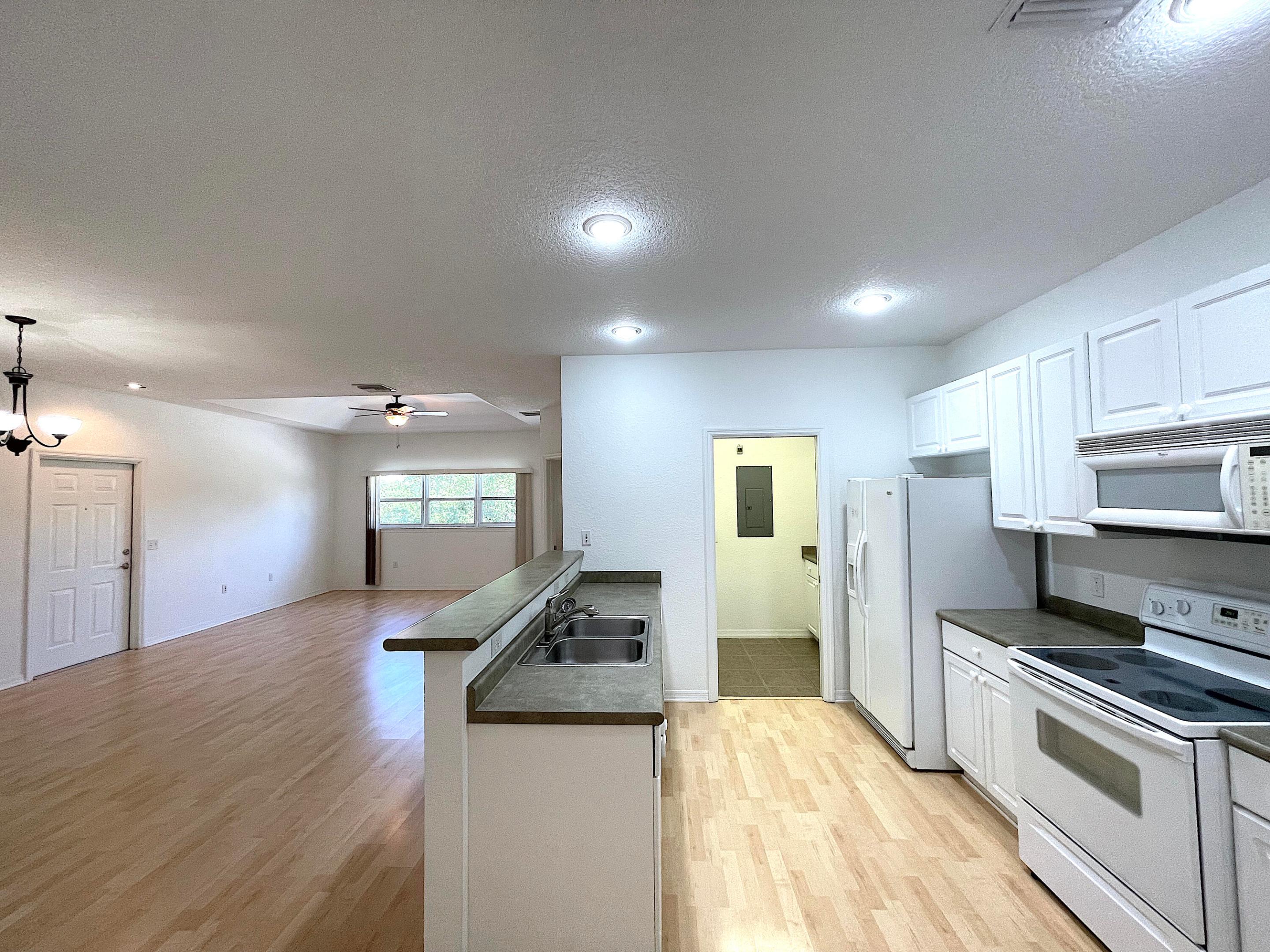 1820 Sandhill Crane Drive
