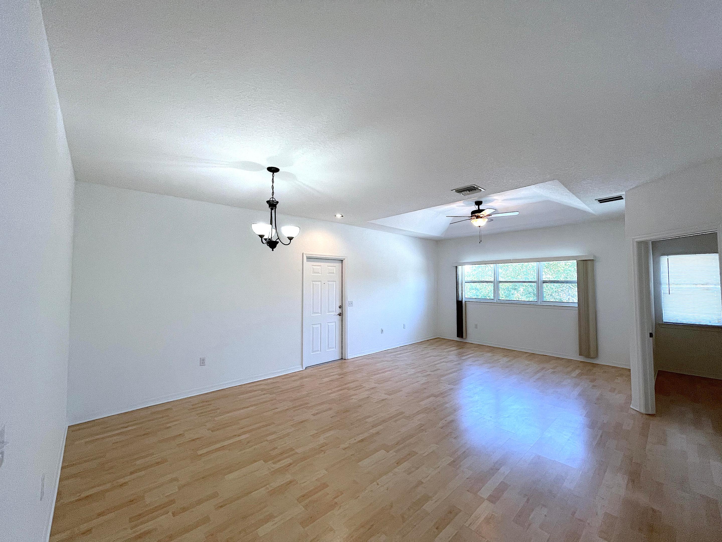 1820 Sandhill Crane Drive