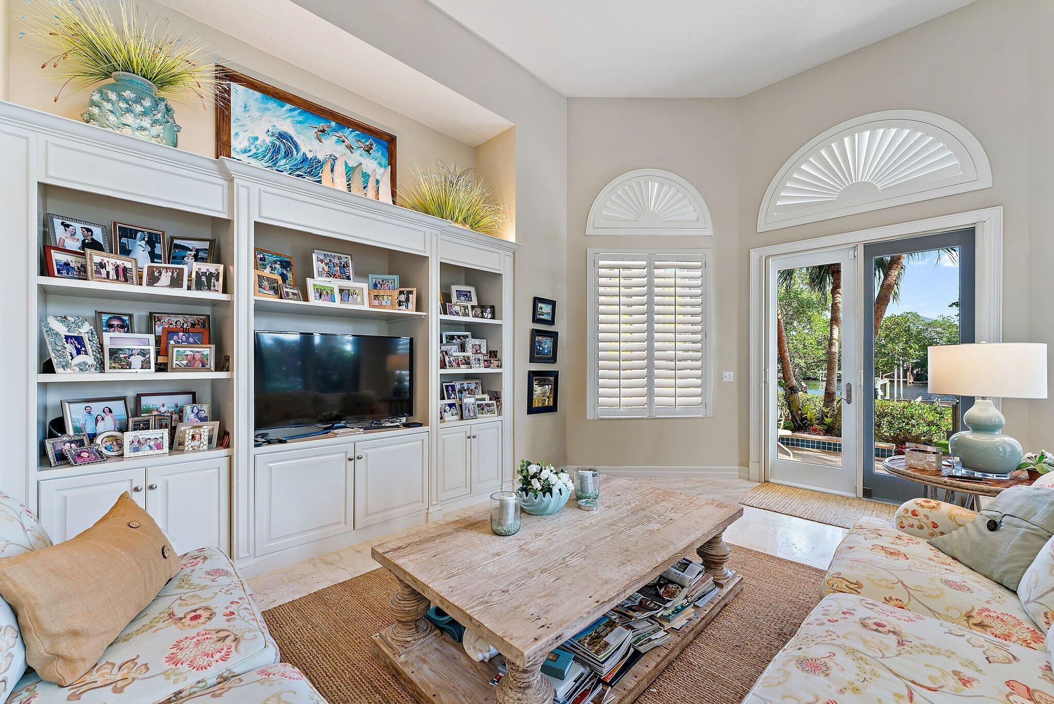 JUPITER RIVER ESTATES - Residential