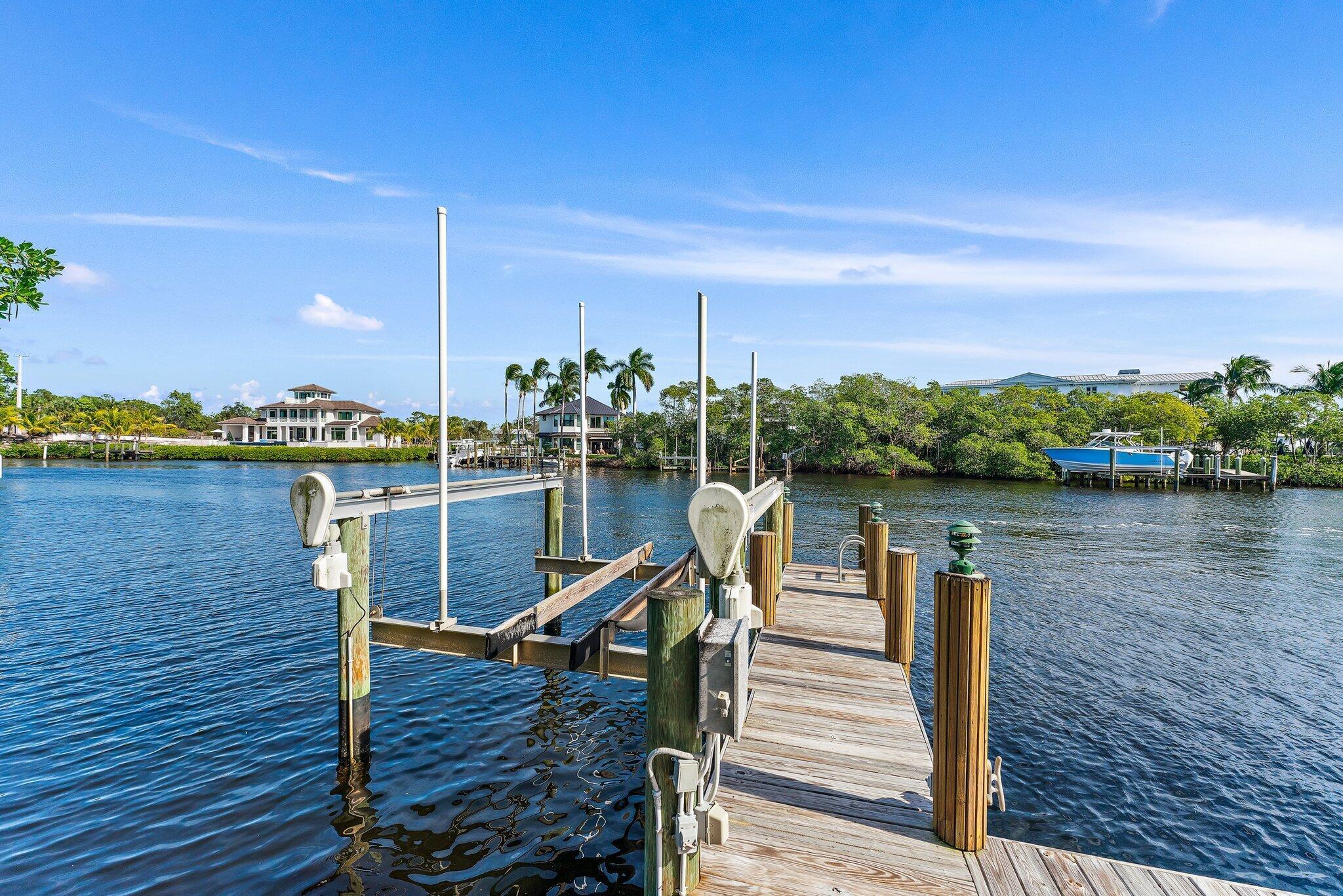 JUPITER RIVER ESTATES - Residential